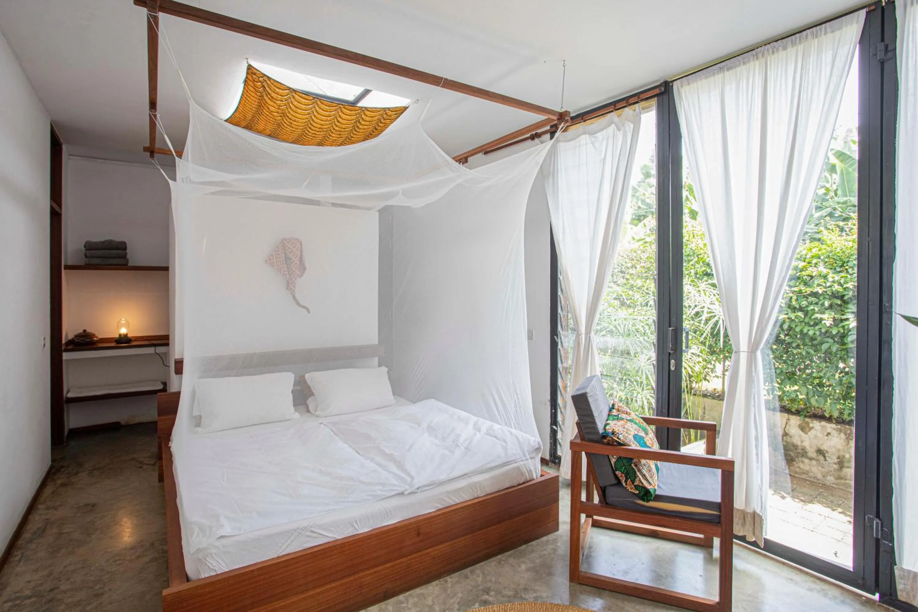 Bed in Kaliwa Lodge