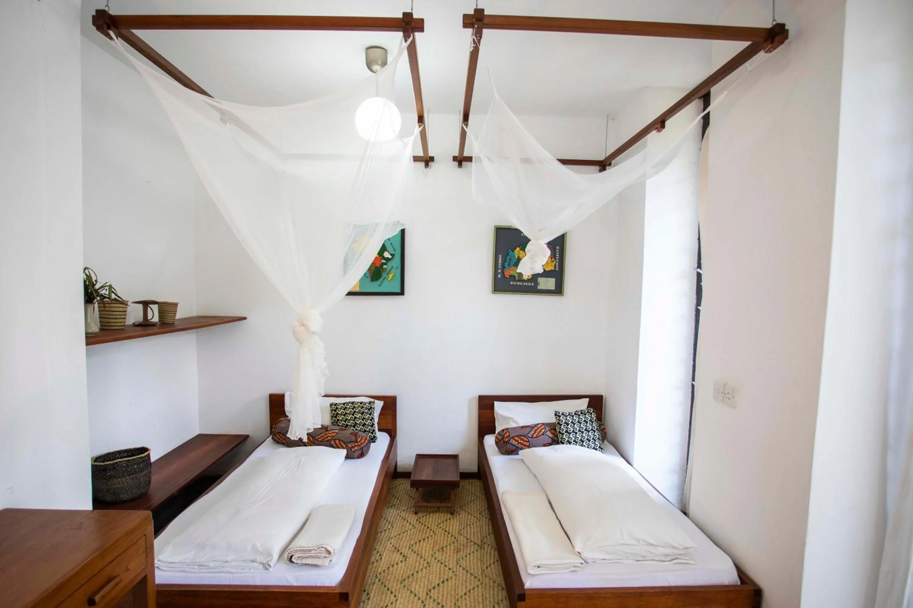 Photo of the whole room, Bed in Kaliwa Lodge