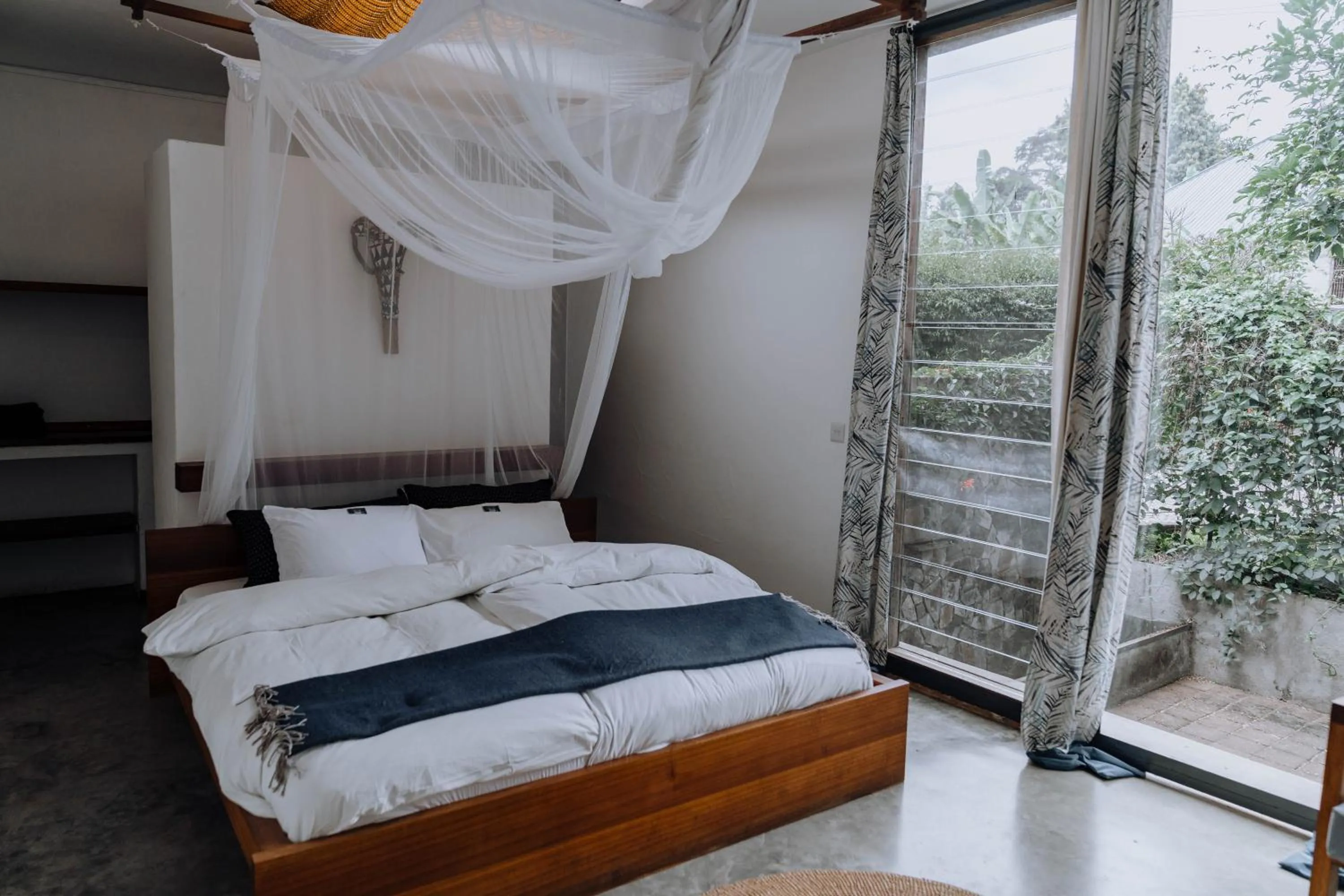 Bed in Kaliwa Lodge