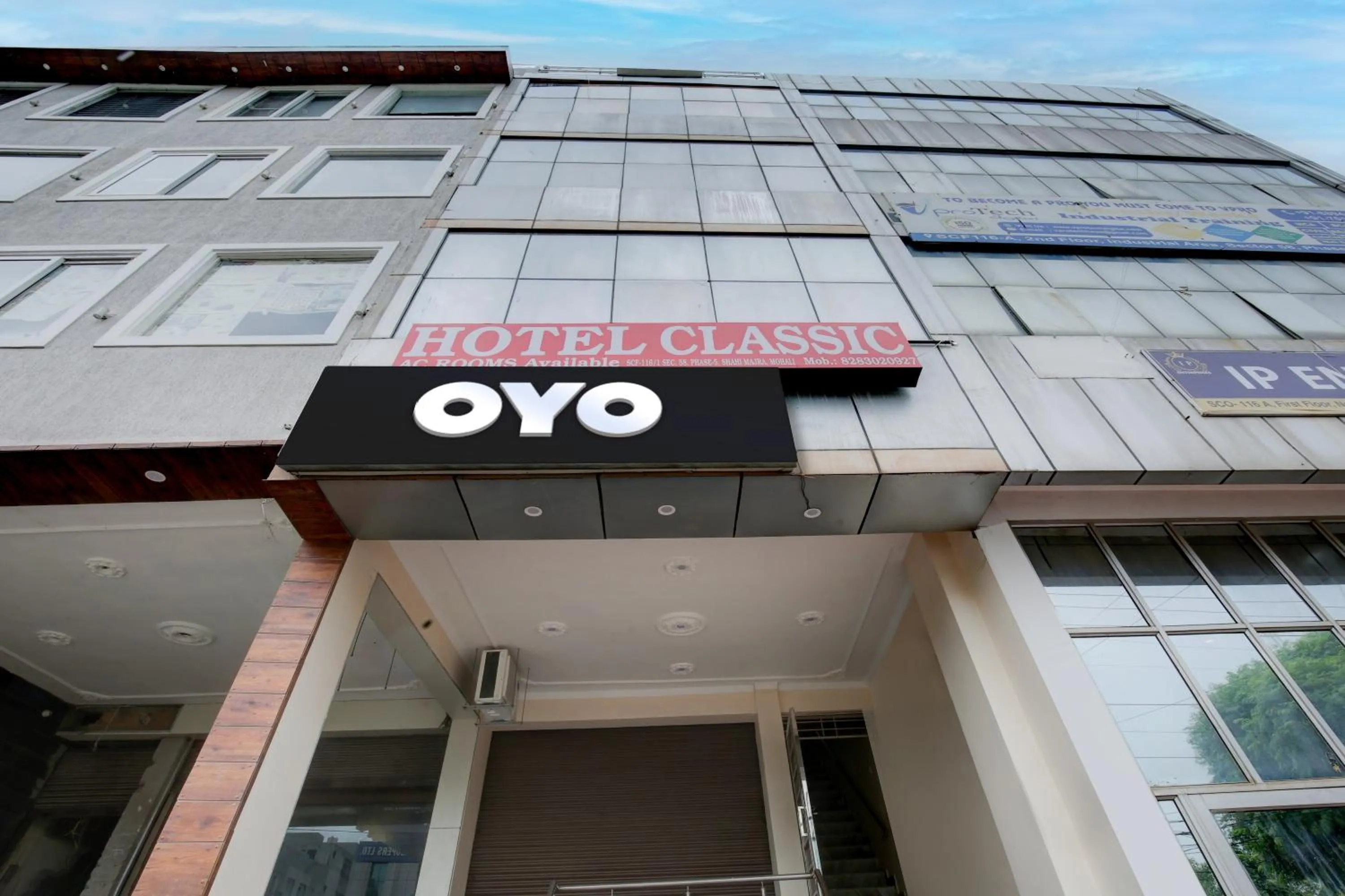 Facade/entrance in Flagship Hotel Classic