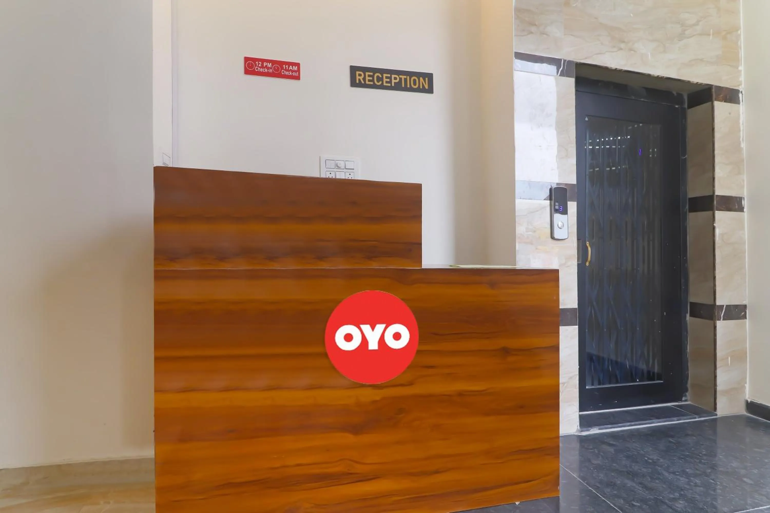 Lobby or reception in Hotel O Ragas Inn