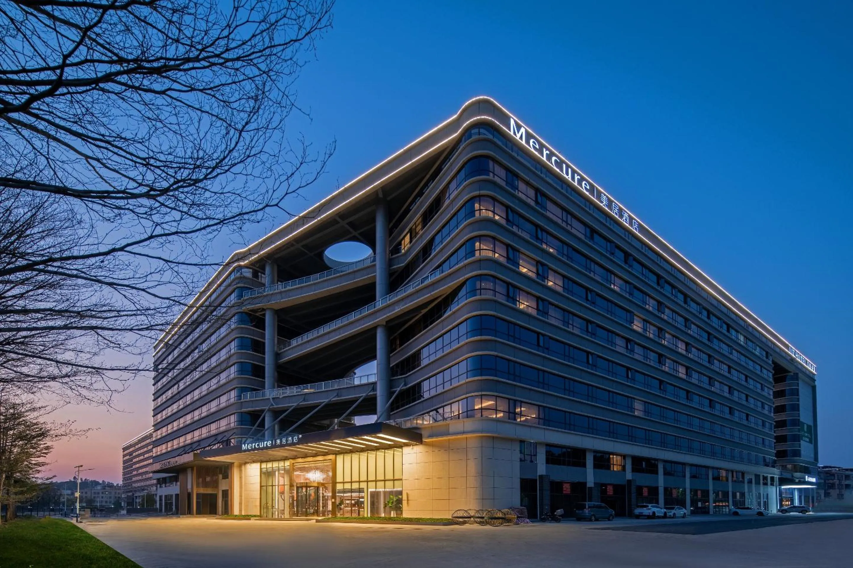 Mercure Guangzhou Baiyun International Airport - Airport Free Shuttle Bus