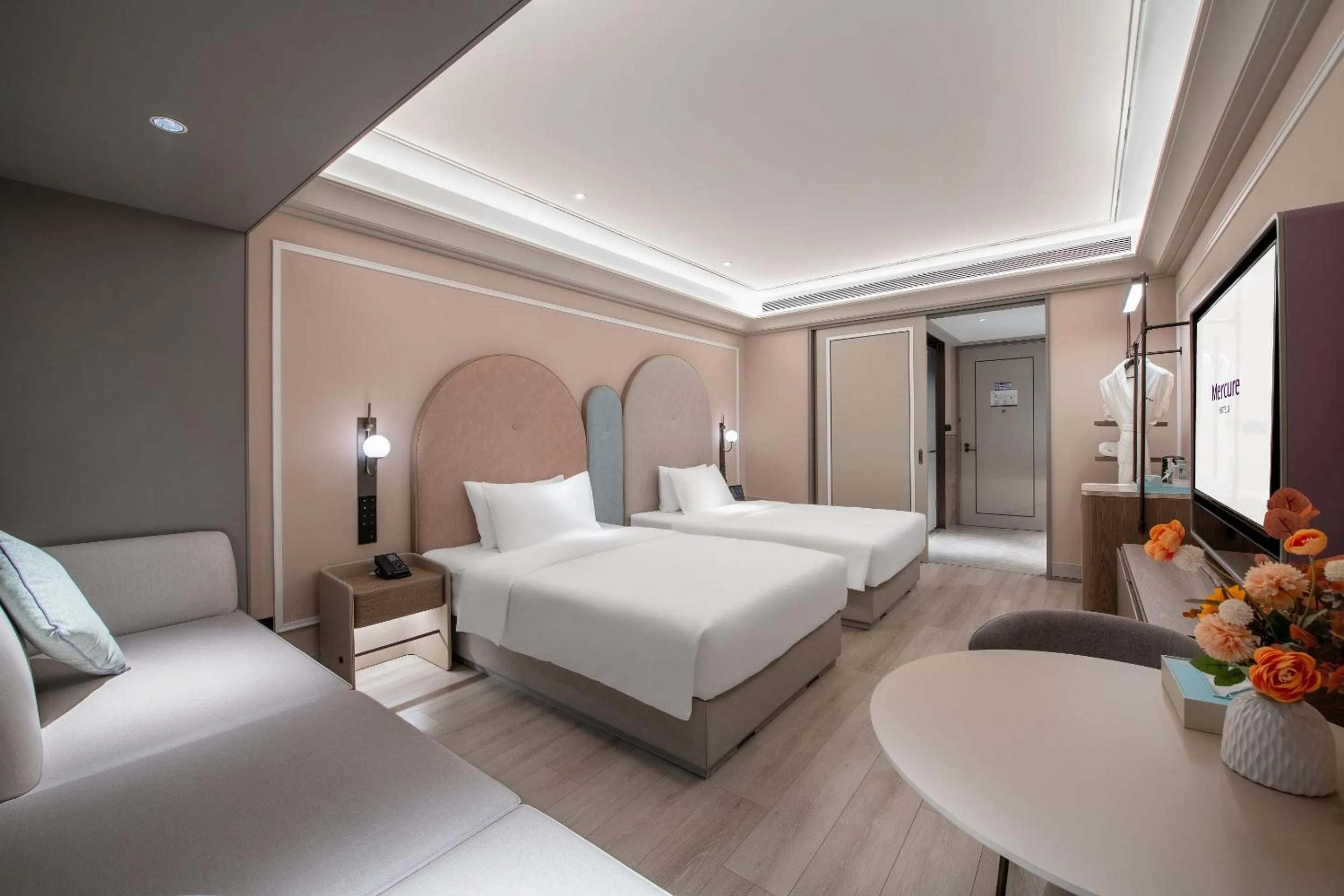 Deluxe Suite with Two Single Beds in Mercure Guangzhou Baiyun International Airport - Airport Free Shuttle Bus