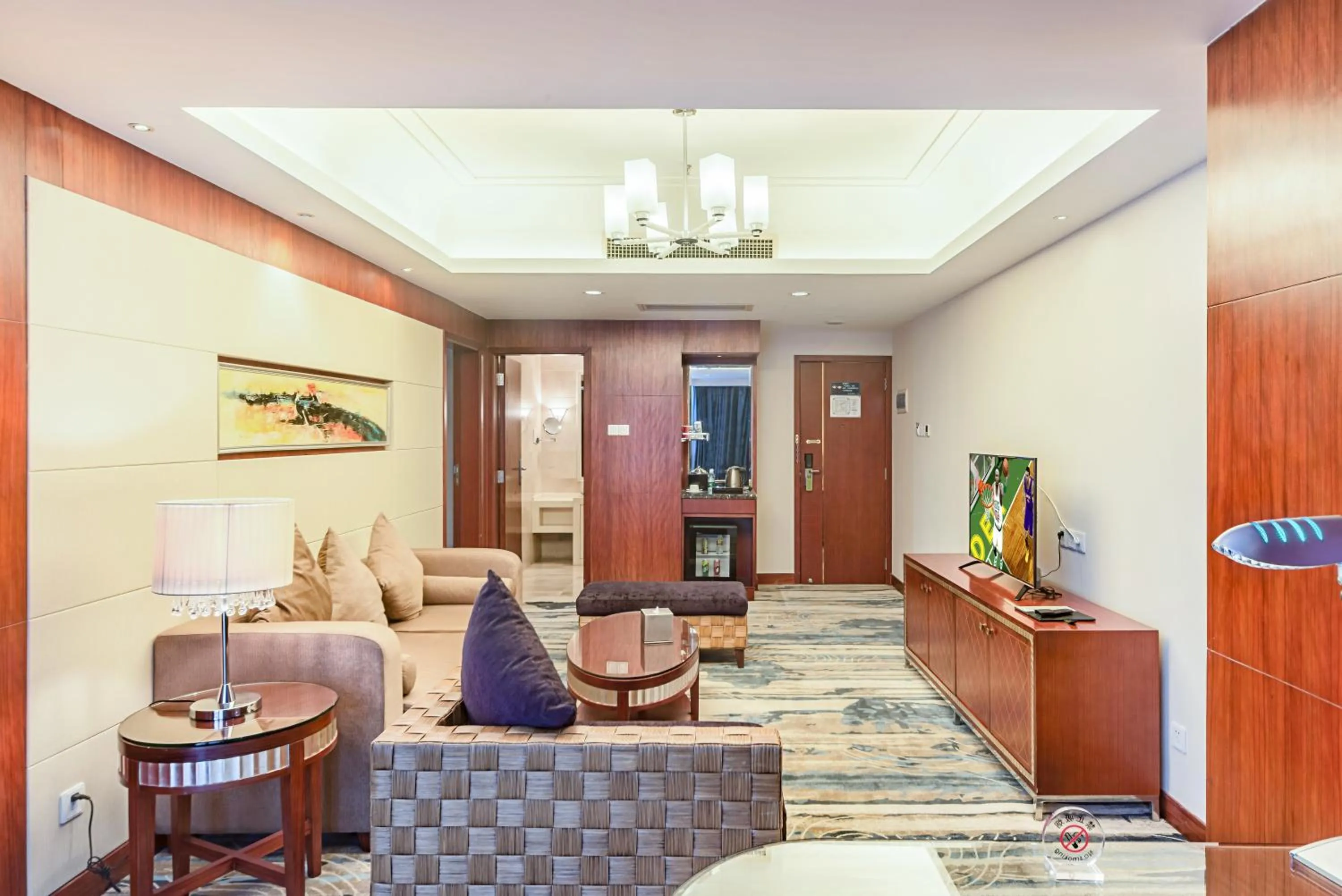 Living room in Haikou Mingguang Shengyi Hotel (Previous Mingguang International Hotel)