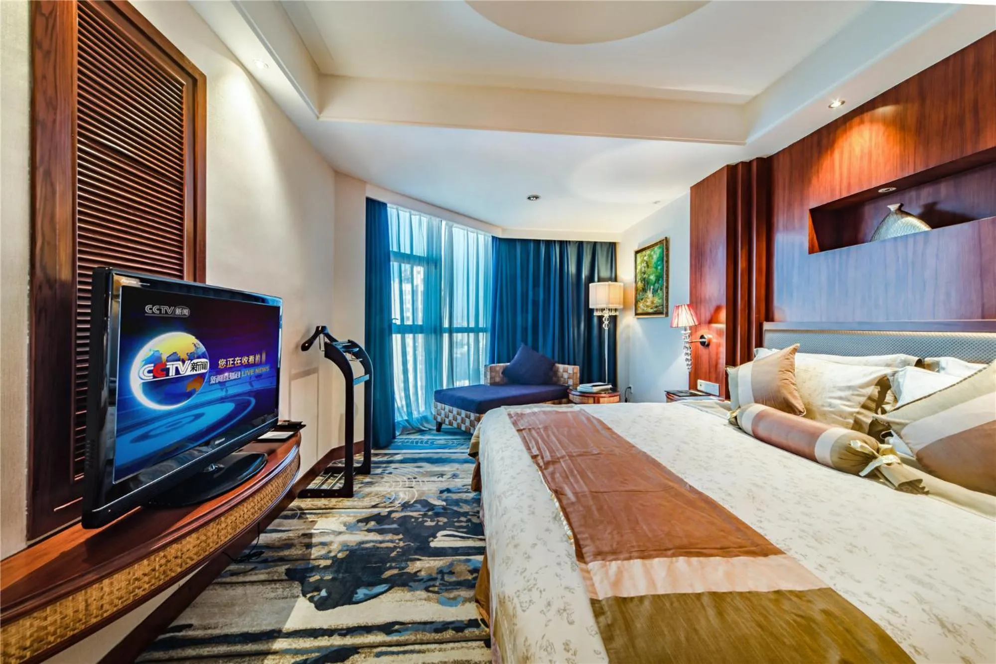 TV and multimedia, Bed in Haikou Mingguang Shengyi Hotel (Previous Mingguang International Hotel)