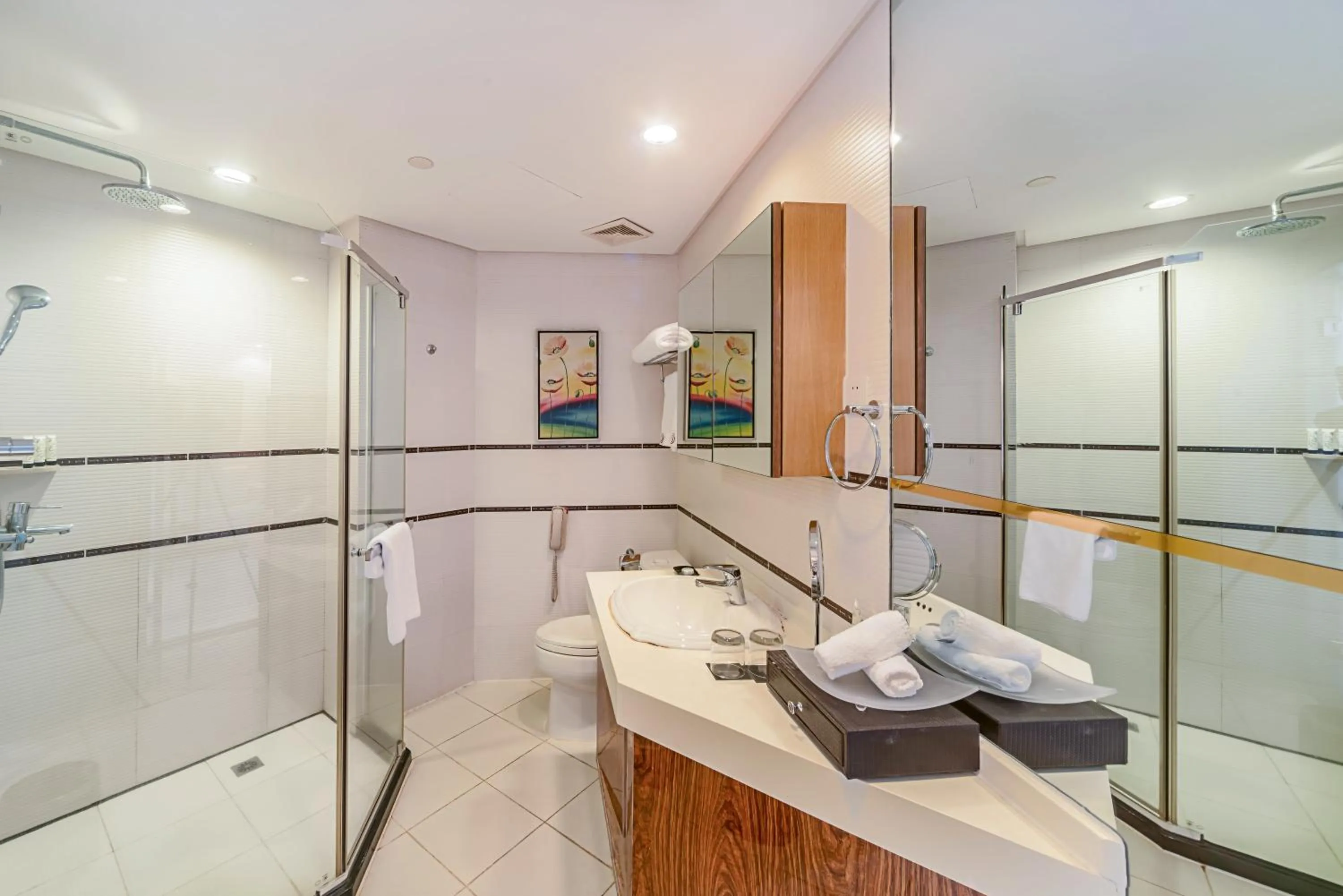 Bathroom in Haikou Mingguang Shengyi Hotel (Previous Mingguang International Hotel)