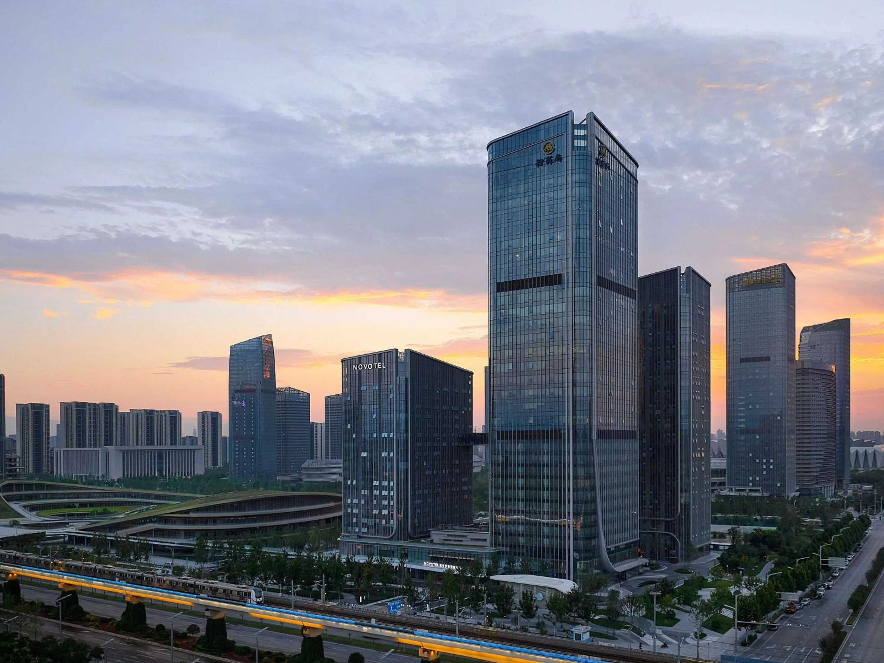 Property building in Novotel Xi'an Aden