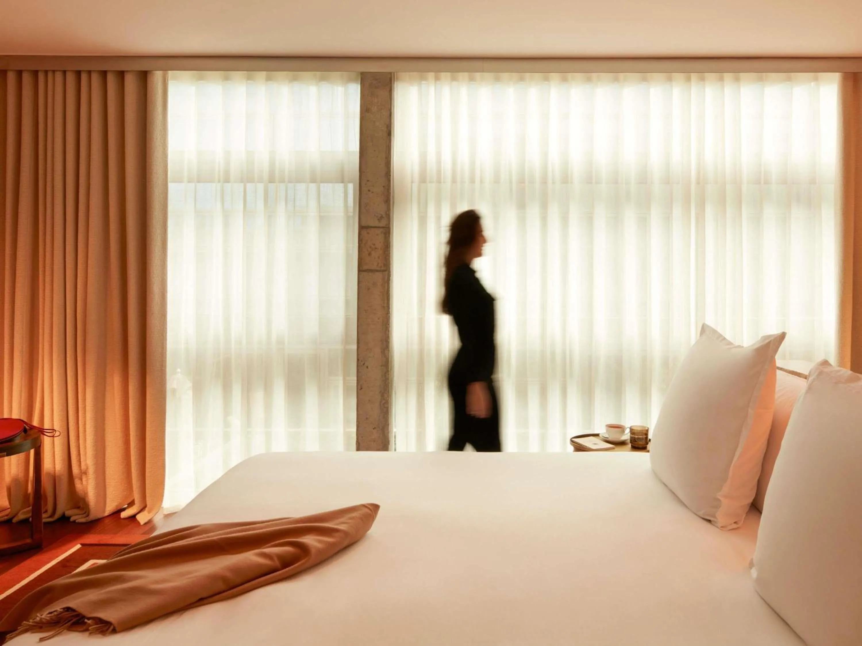 Bedroom, Bed in Mondrian Bordeaux Les Carmes