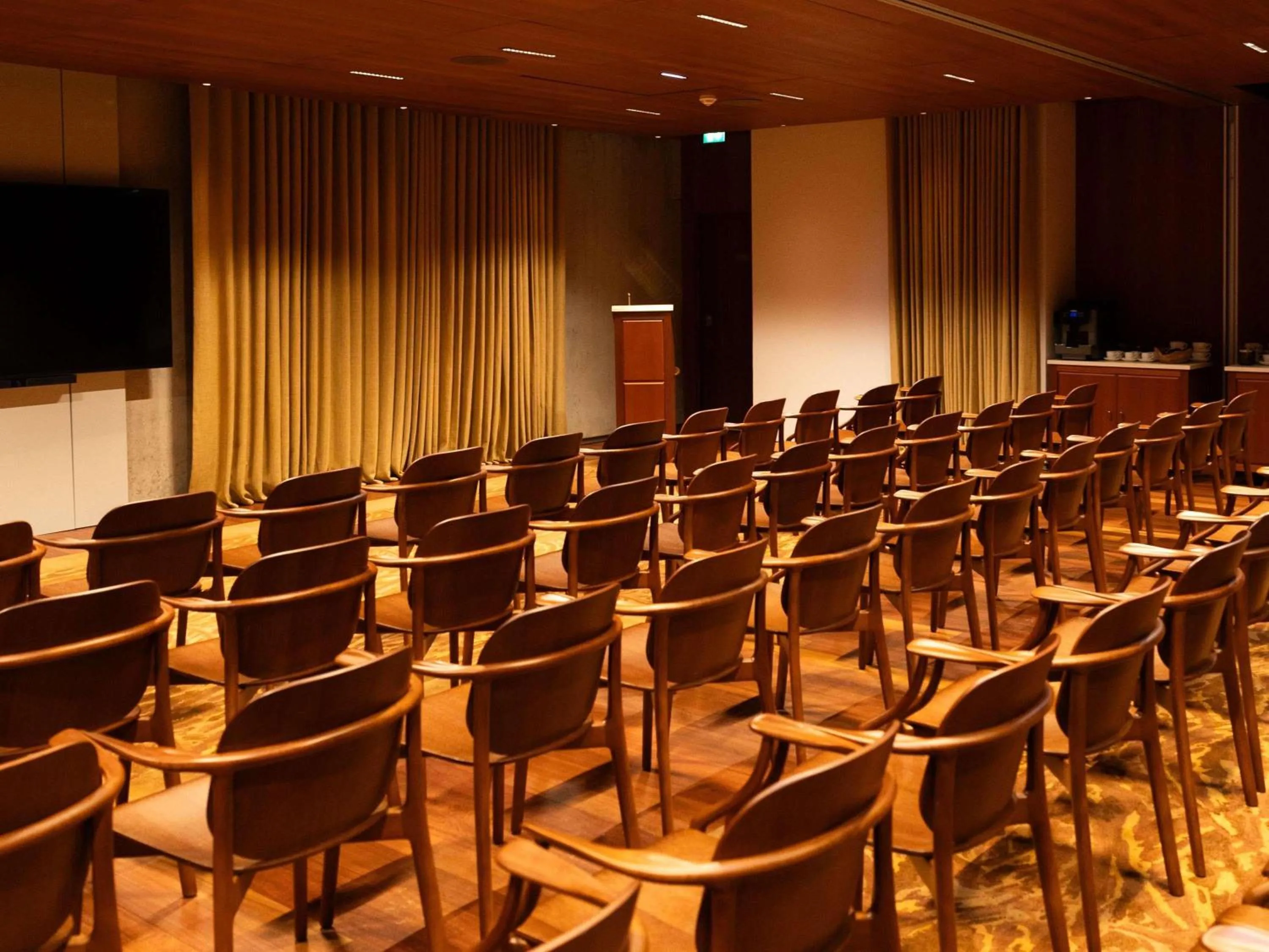Meeting/conference room in Mondrian Bordeaux Les Carmes