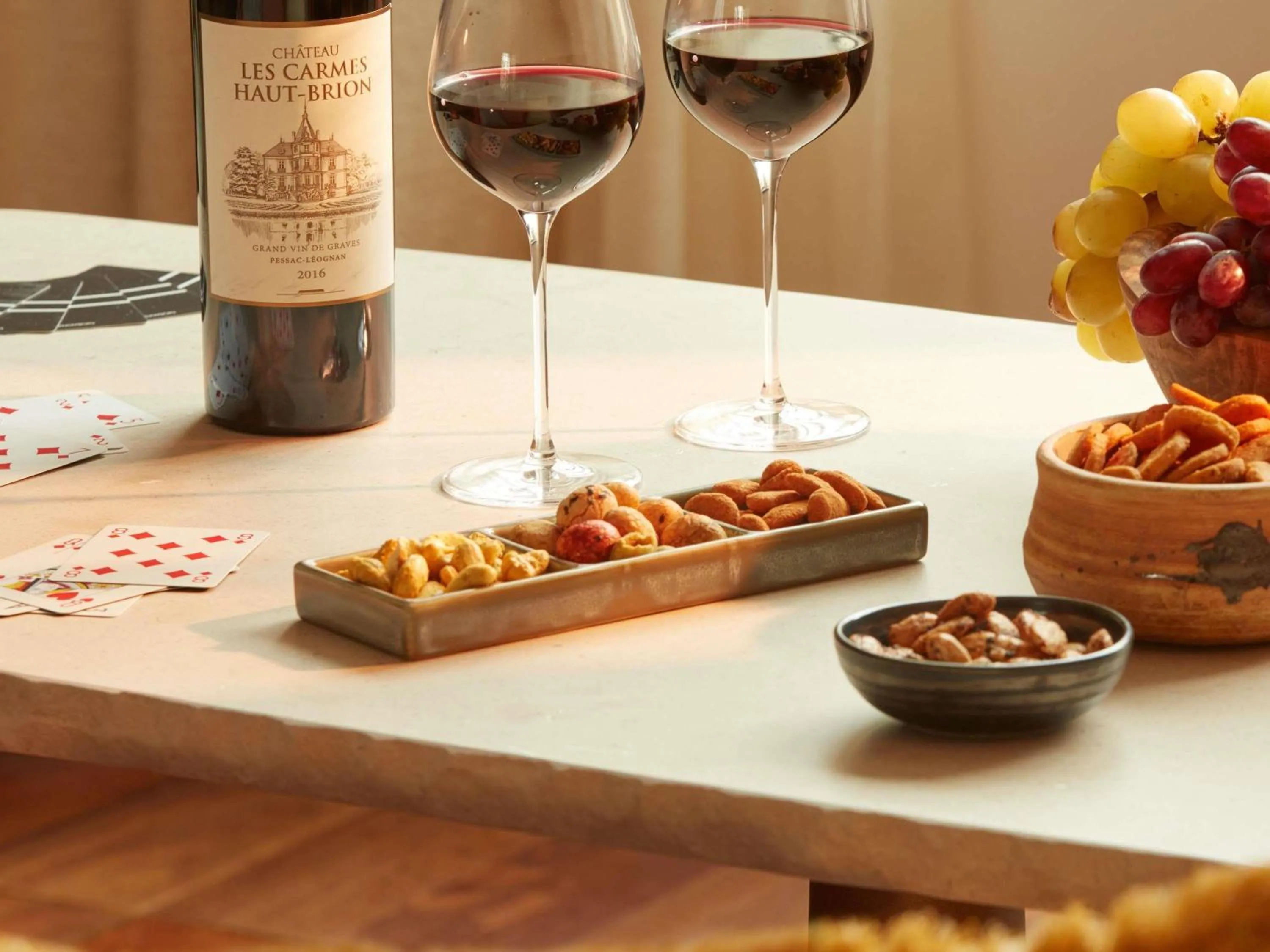 Bedroom in Mondrian Bordeaux Les Carmes