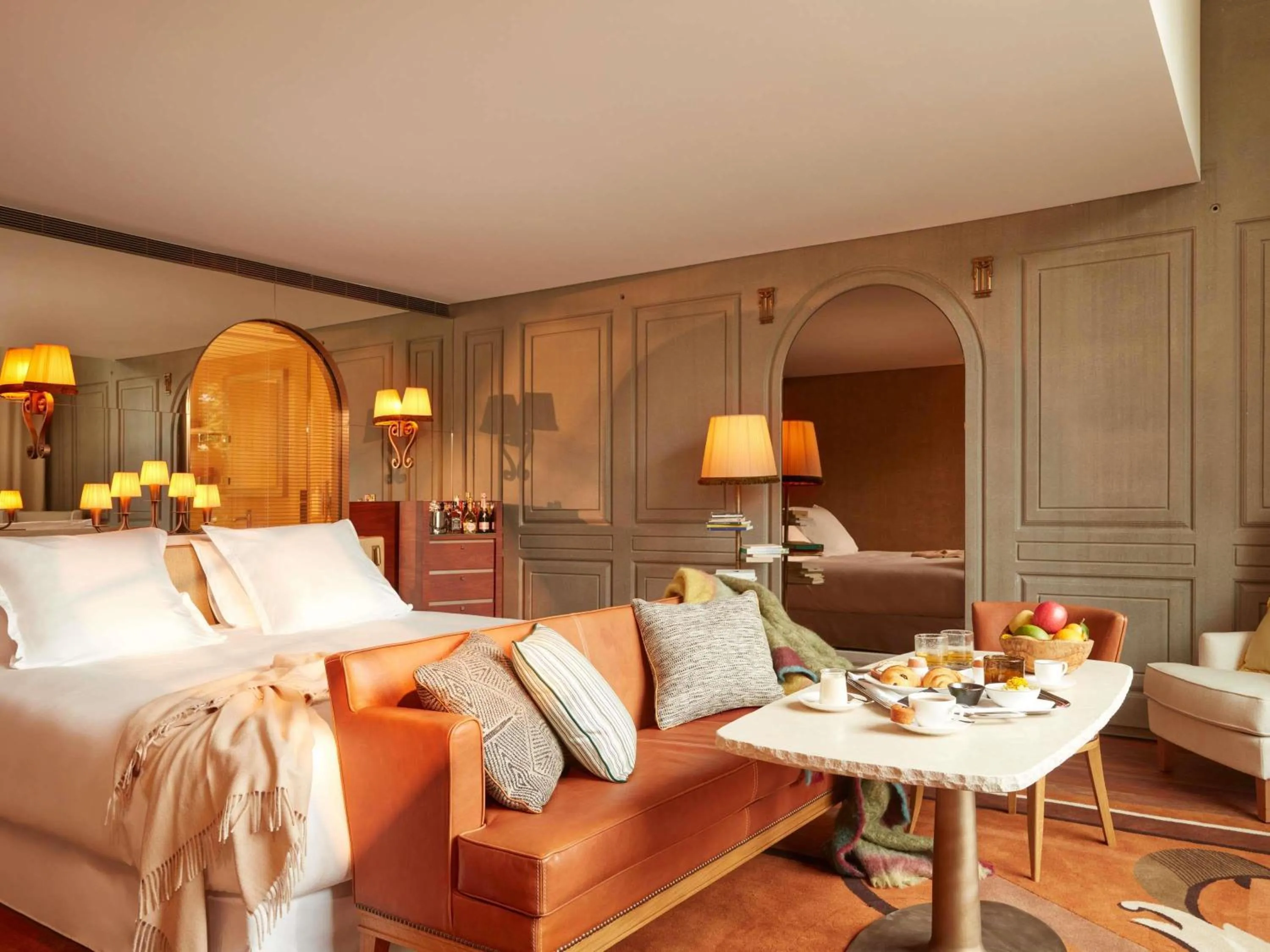 Bedroom, Bed in Mondrian Bordeaux Les Carmes