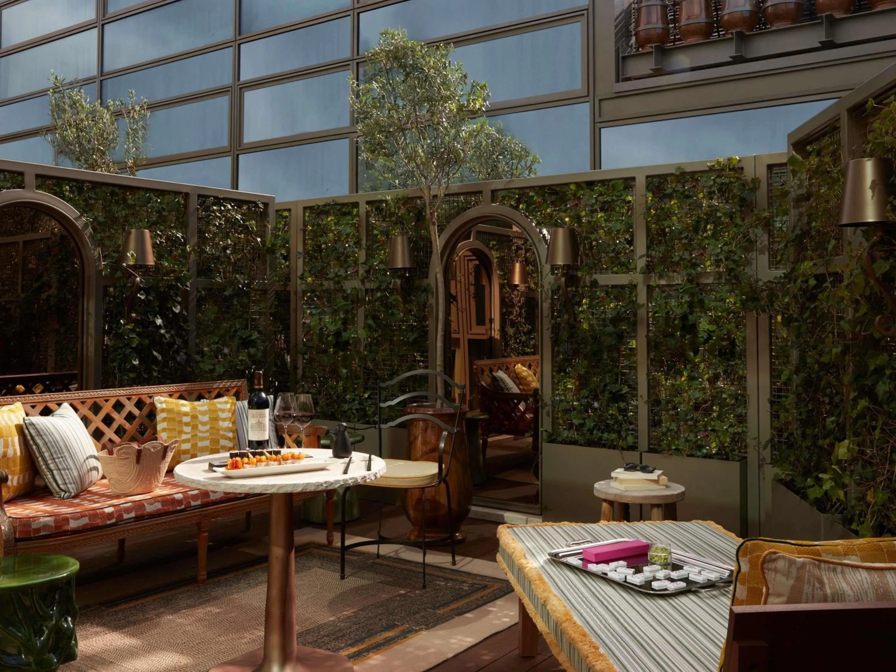 Bedroom in Mondrian Bordeaux Les Carmes