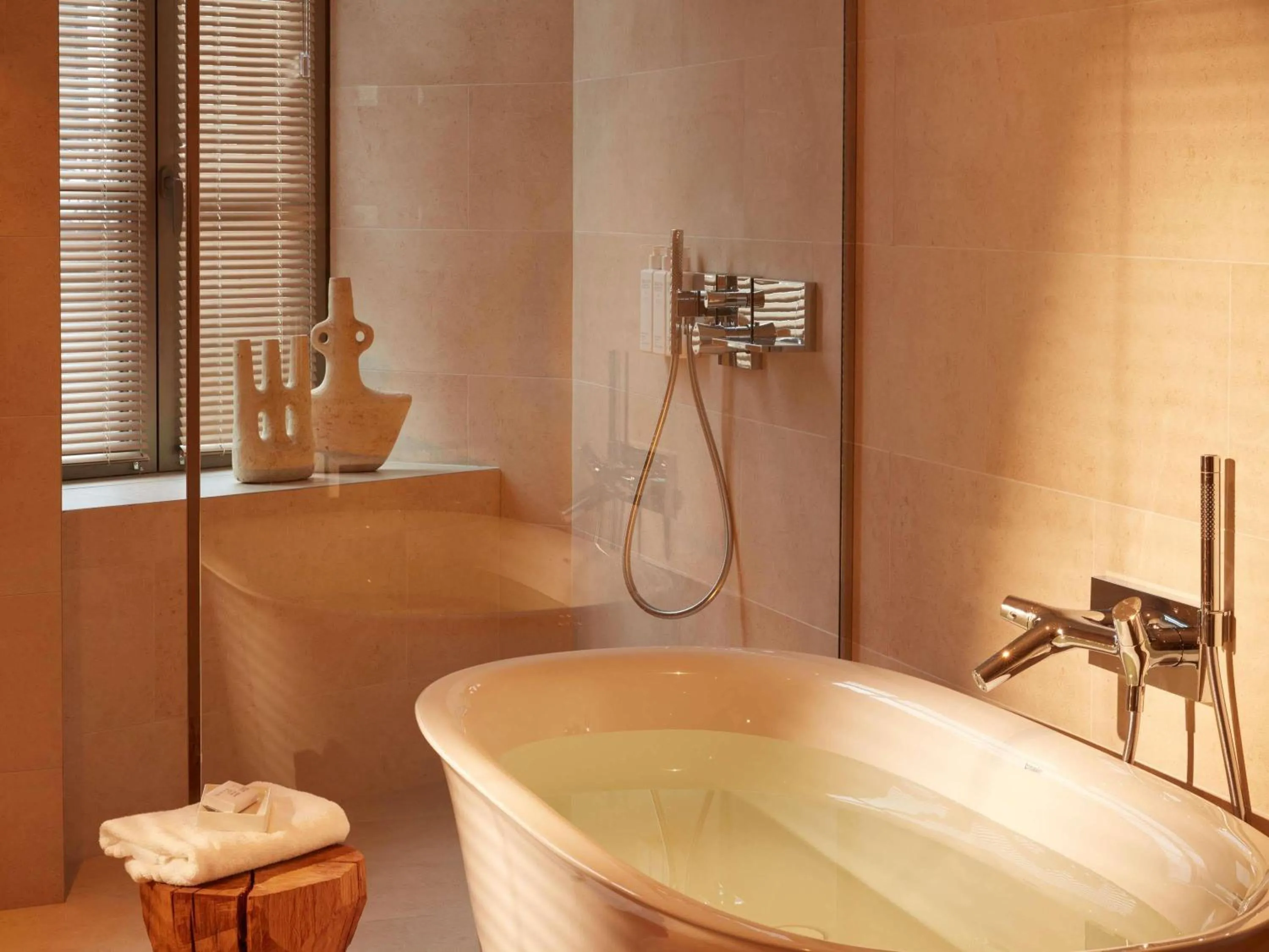 Bedroom in Mondrian Bordeaux Les Carmes