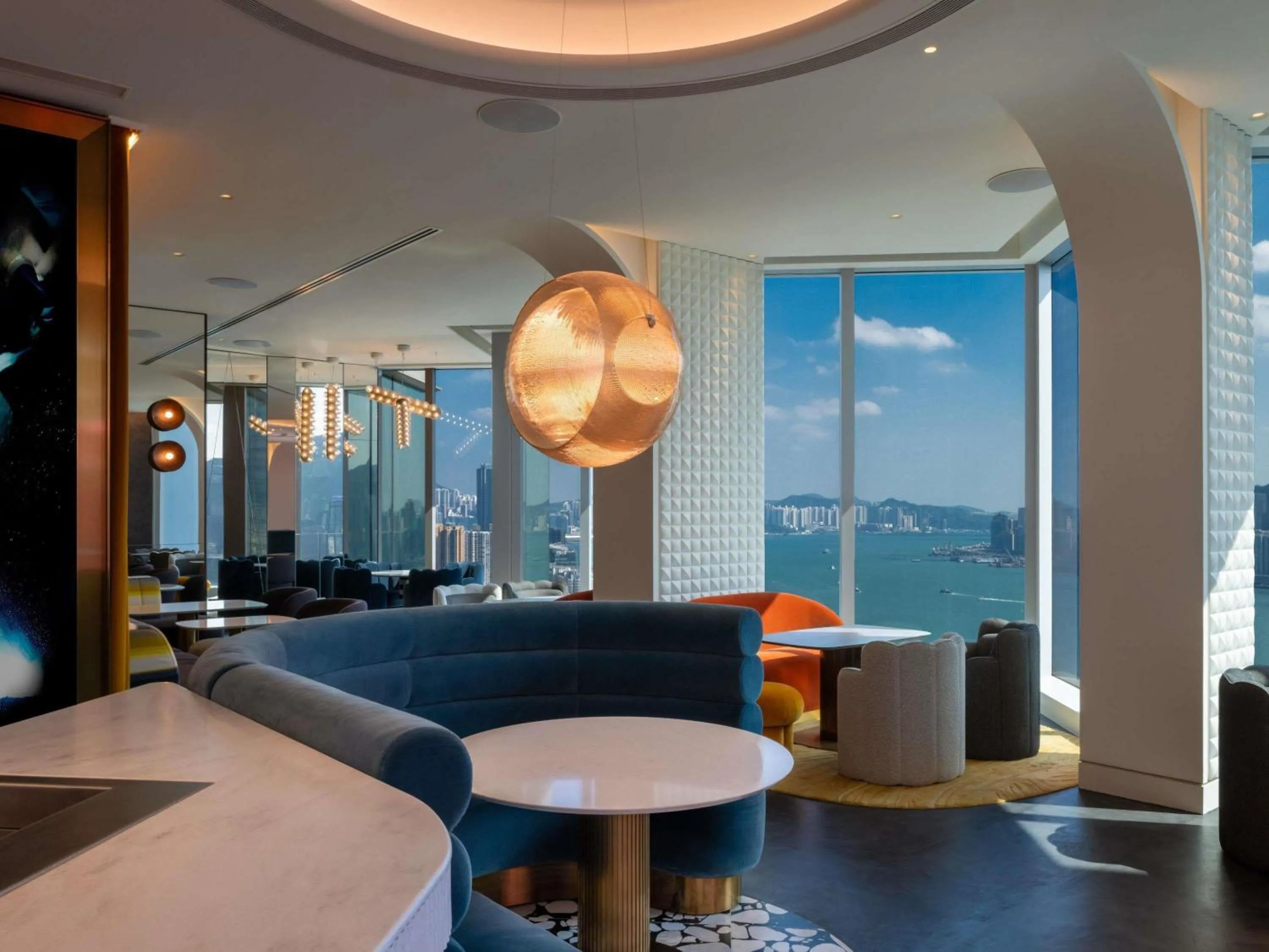 Restaurant/places to eat in Mondrian Hong Kong