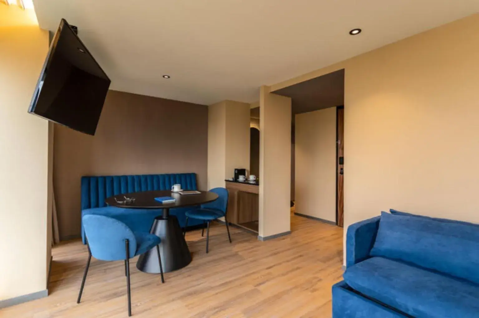 Executive Suite One King - single occupancy in Novotel México City Centro Histórico Executive Suite One King - single occupancy in Novotel México City Centro Histórico