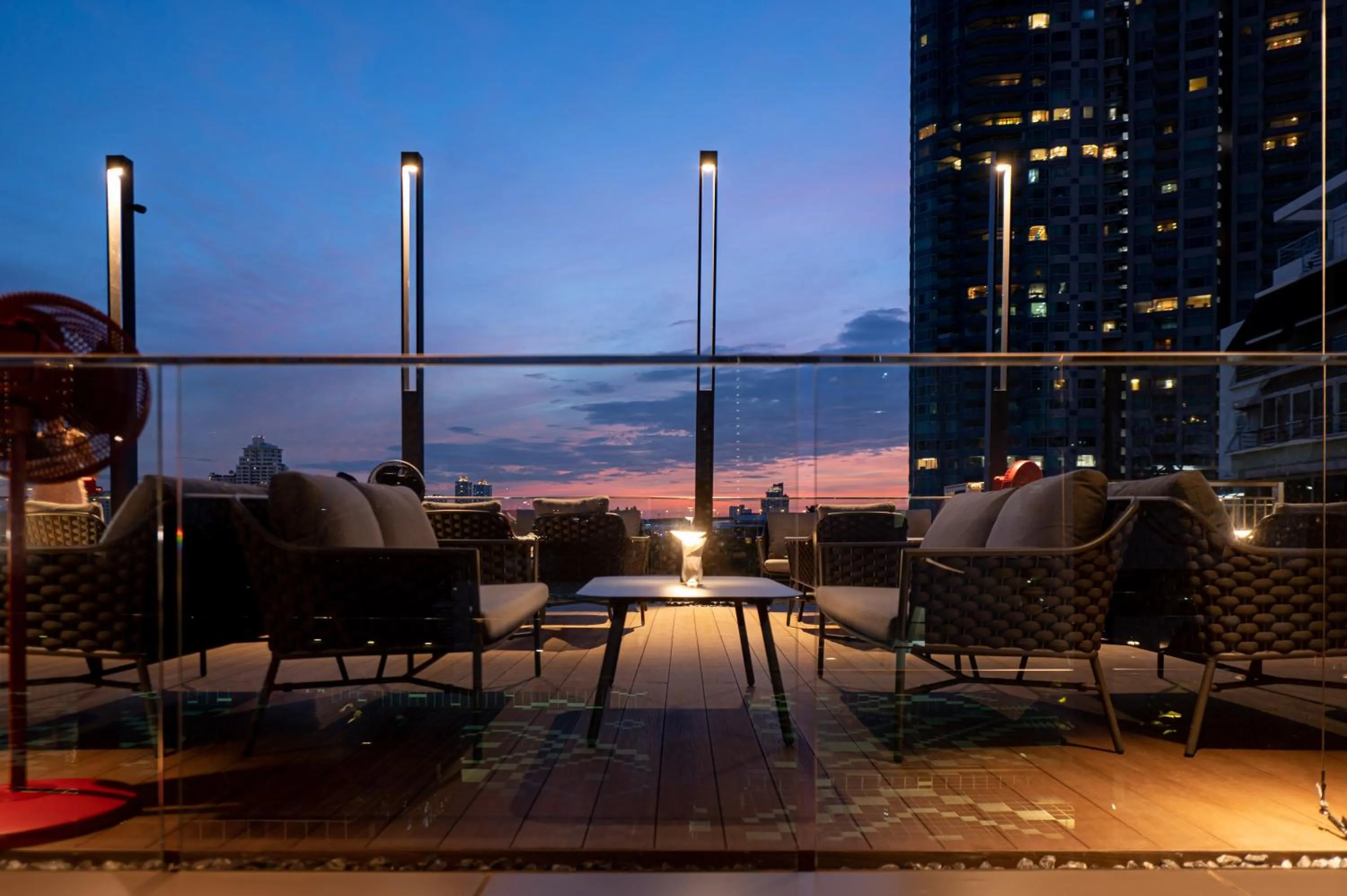 Lounge or bar in Ten Six Hundred, Chao Phraya, Bangkok by Preference, managed by The Ascott Limited