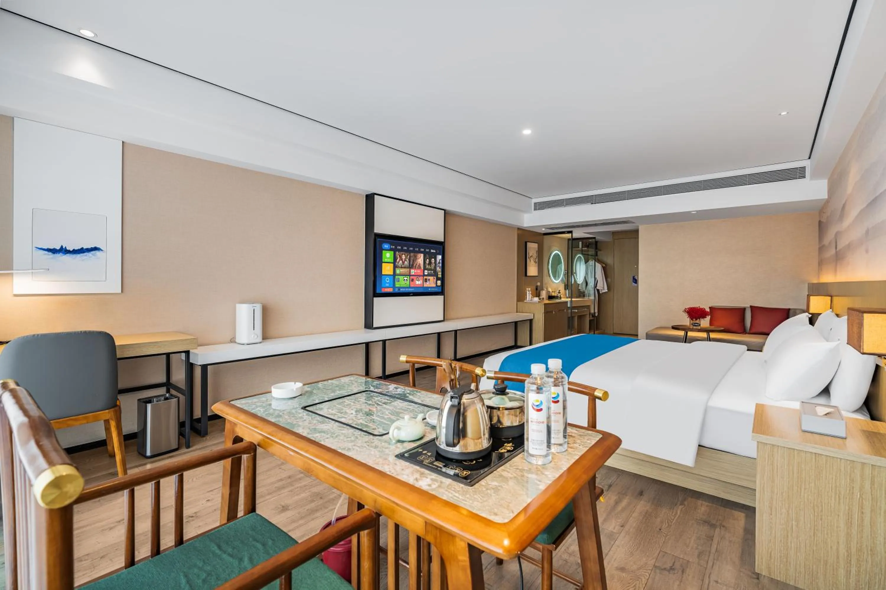 Coffee/tea facilities, Bed in Ramada Encore by Wyndham Kunming Guandu