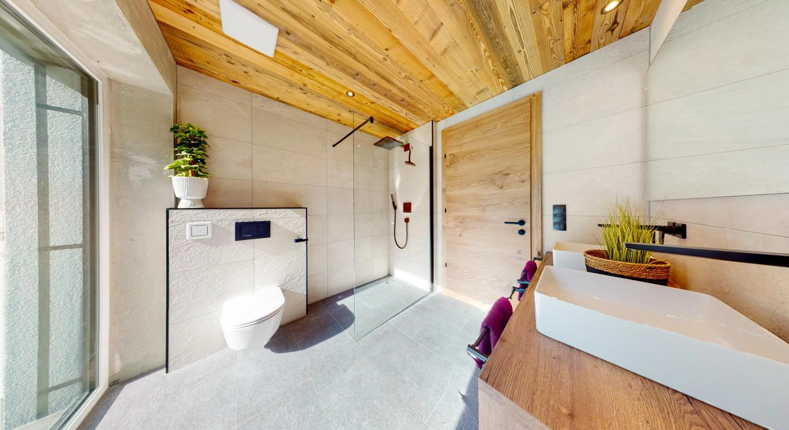 Shower, Bed in PitzPlus Appartements