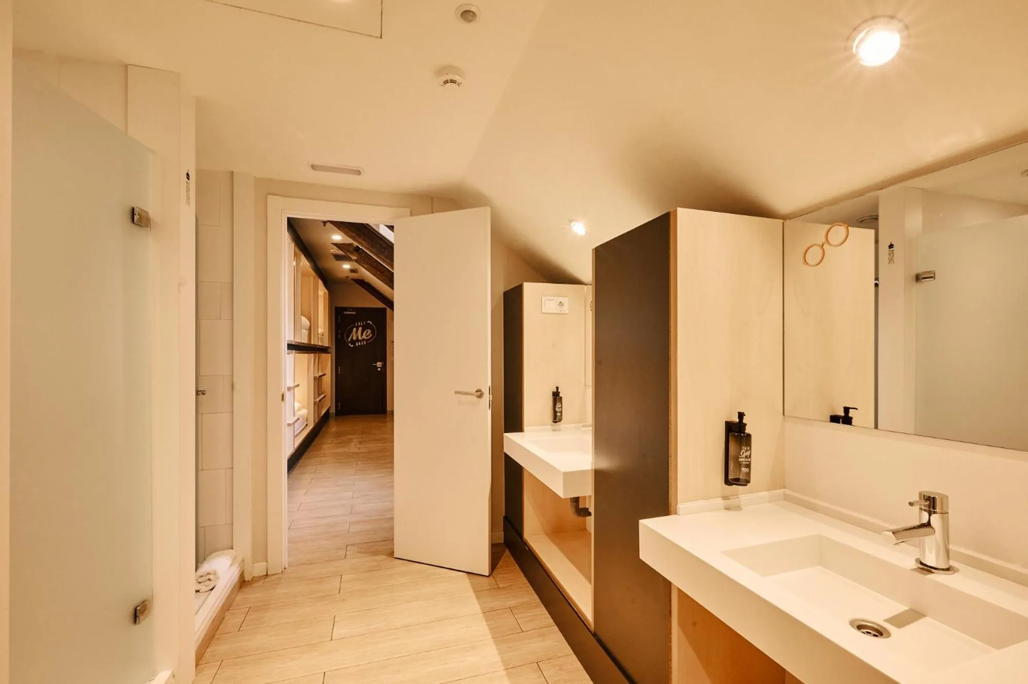 Bathroom in Toc Hostel Madrid