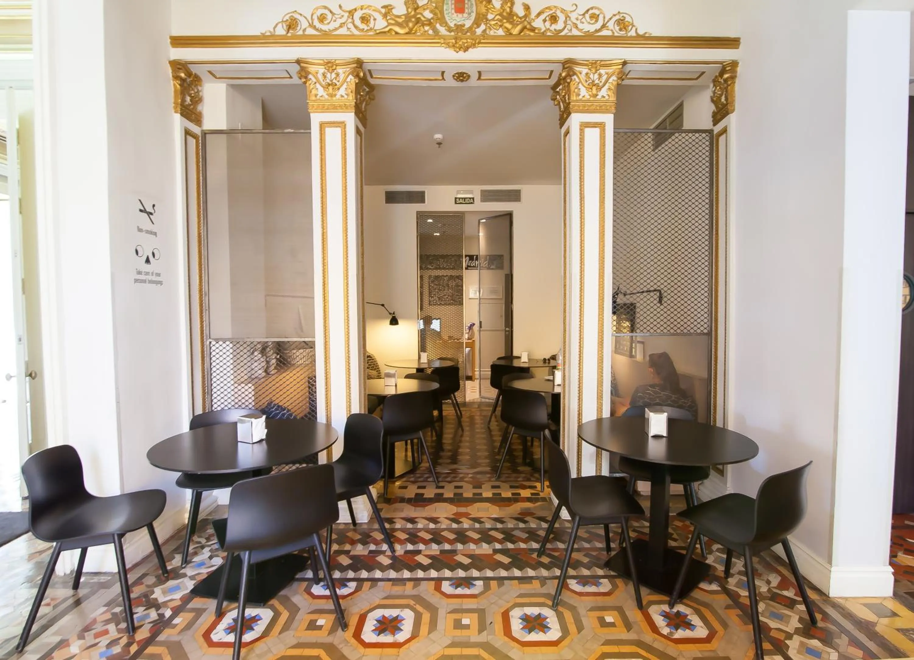 Communal lounge/ TV room in Toc Hostel Madrid