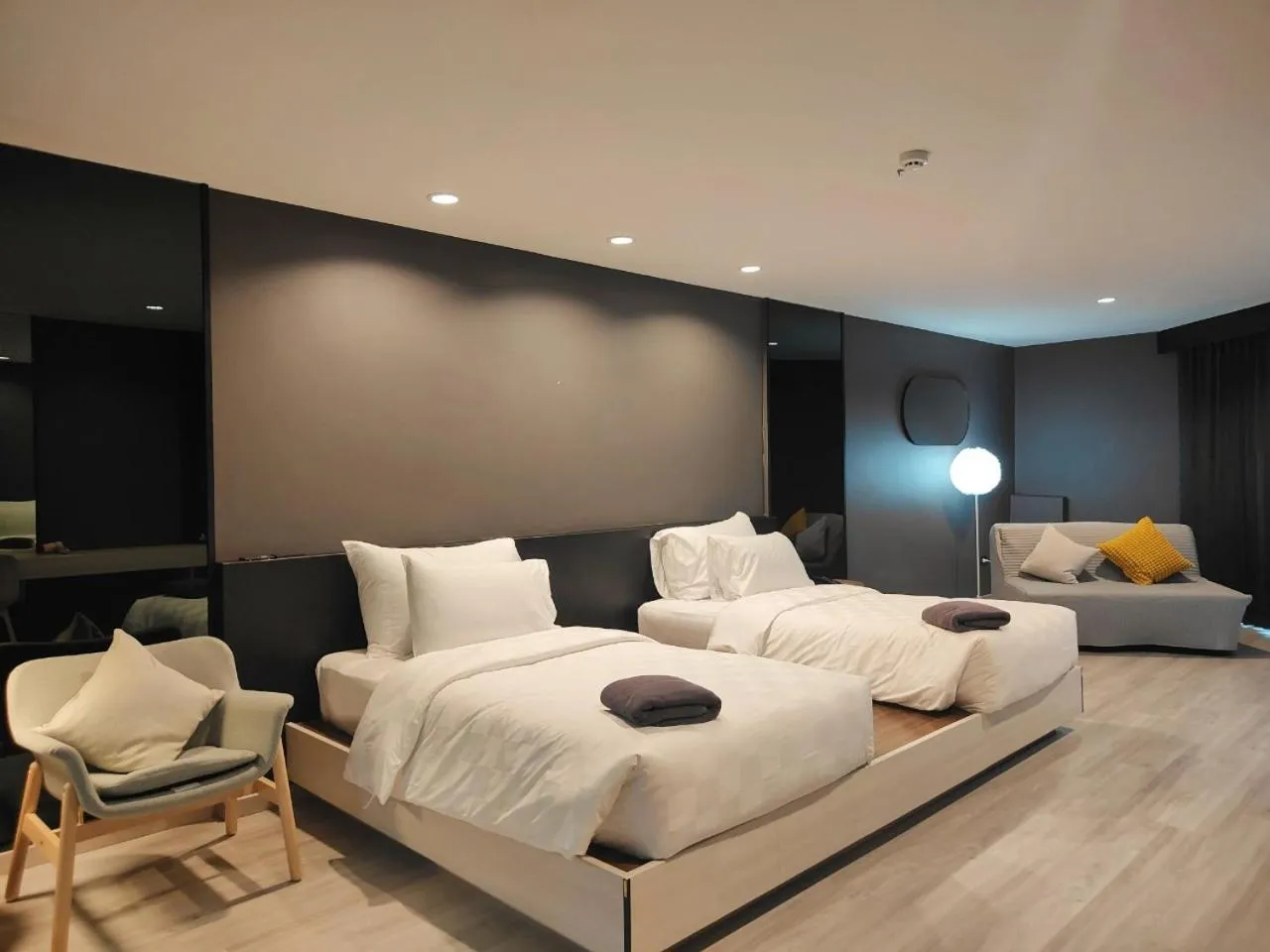 Bed in Solis Beach Hotel Rajamangala