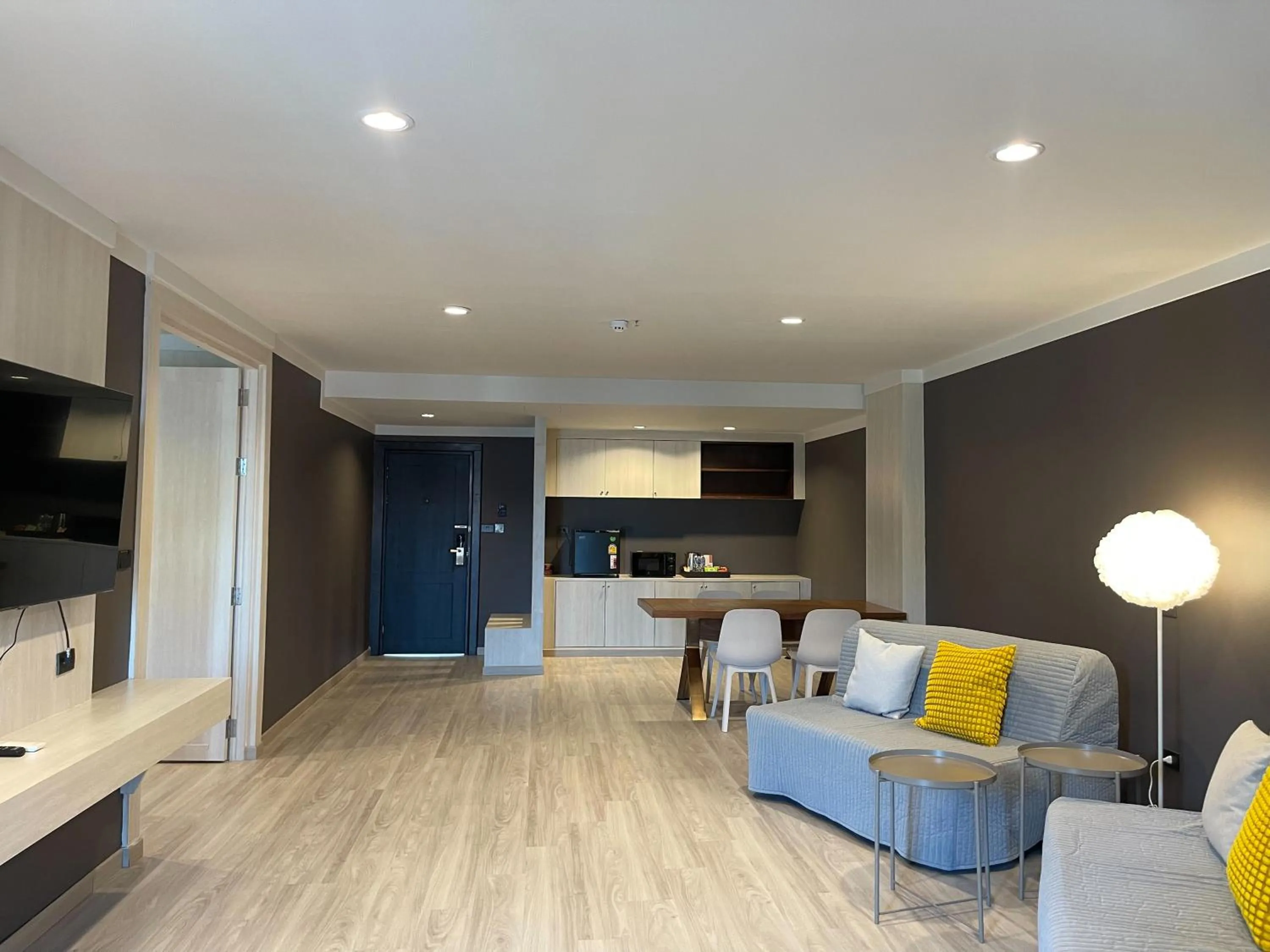 Living room in Solis Beach Hotel Rajamangala