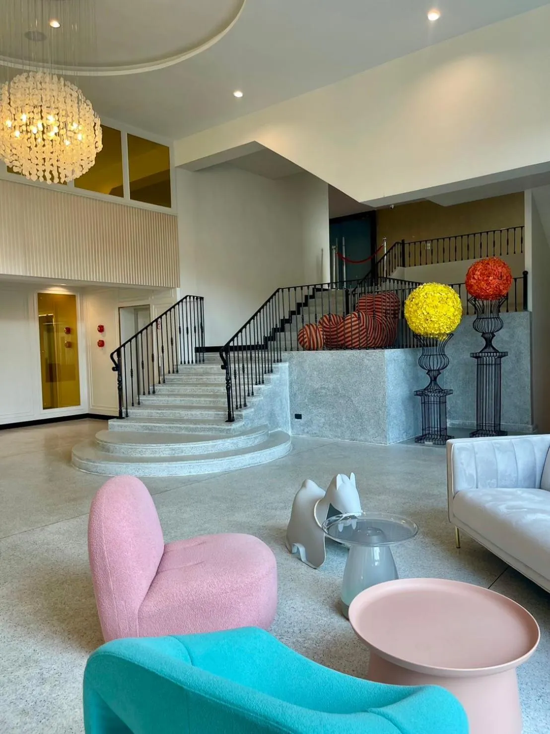 Lobby or reception in Solis Beach Hotel Rajamangala