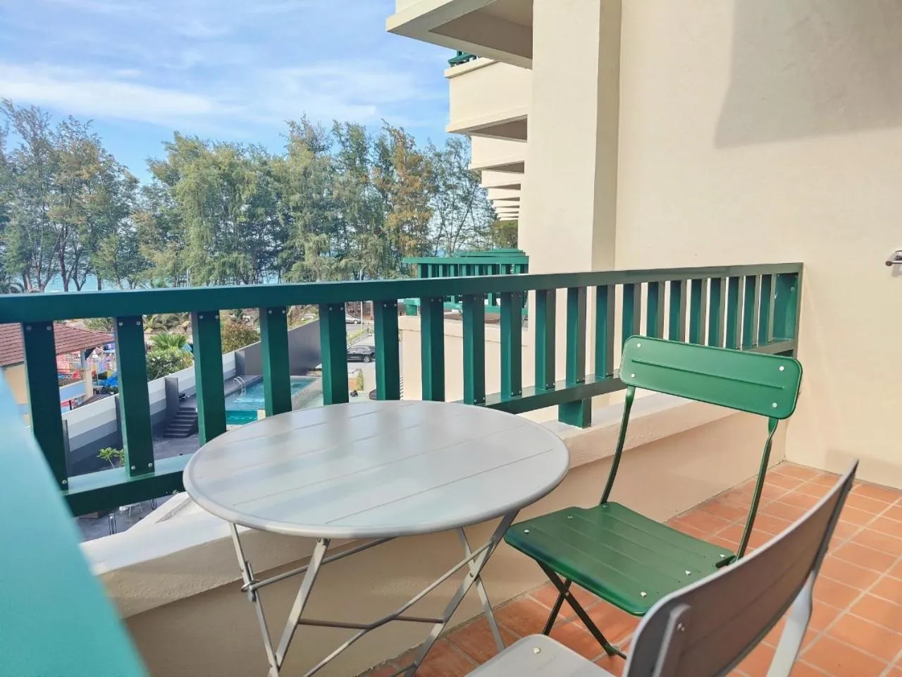 Balcony/Terrace in Solis Beach Hotel Rajamangala