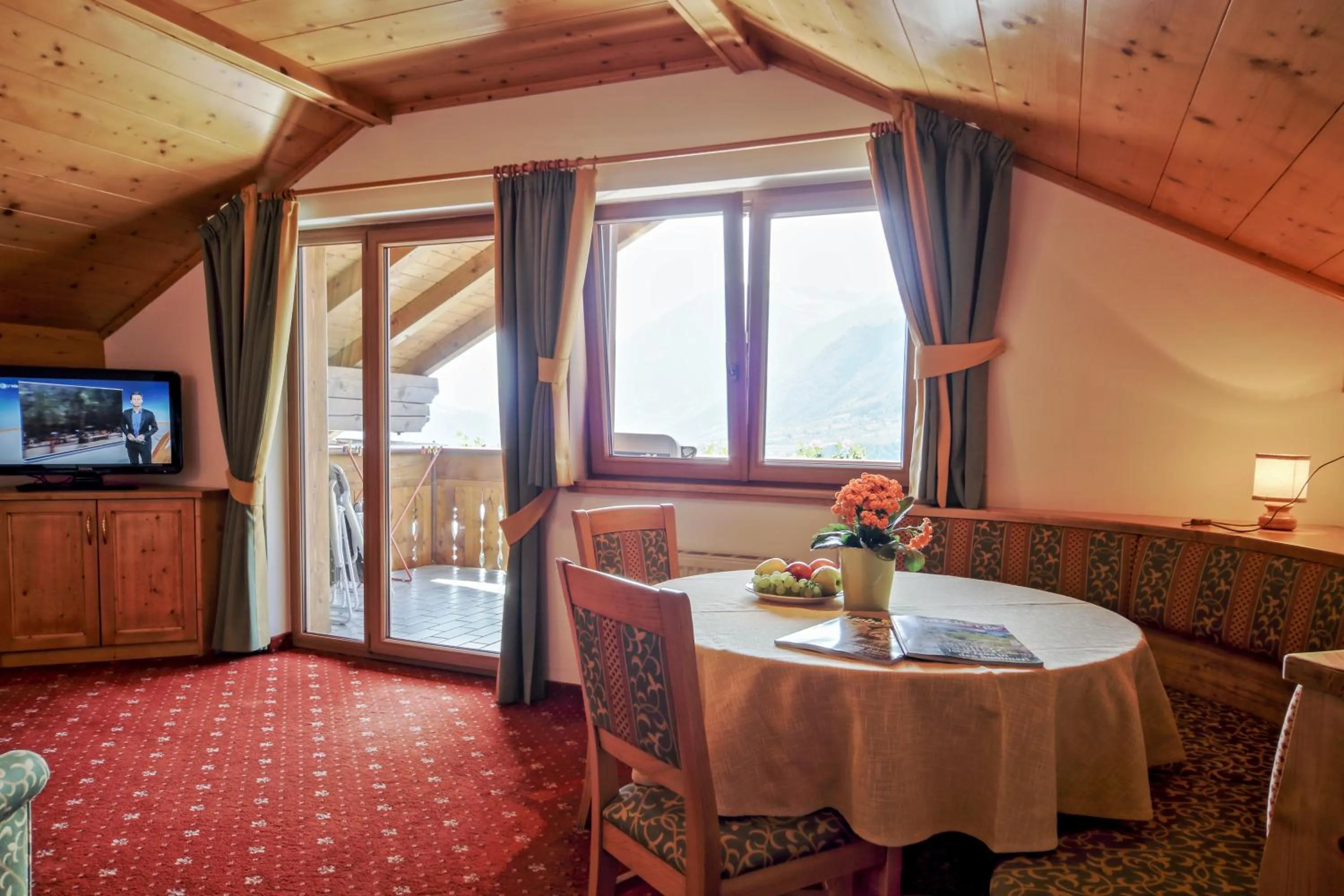 Dining area in Residence Krone