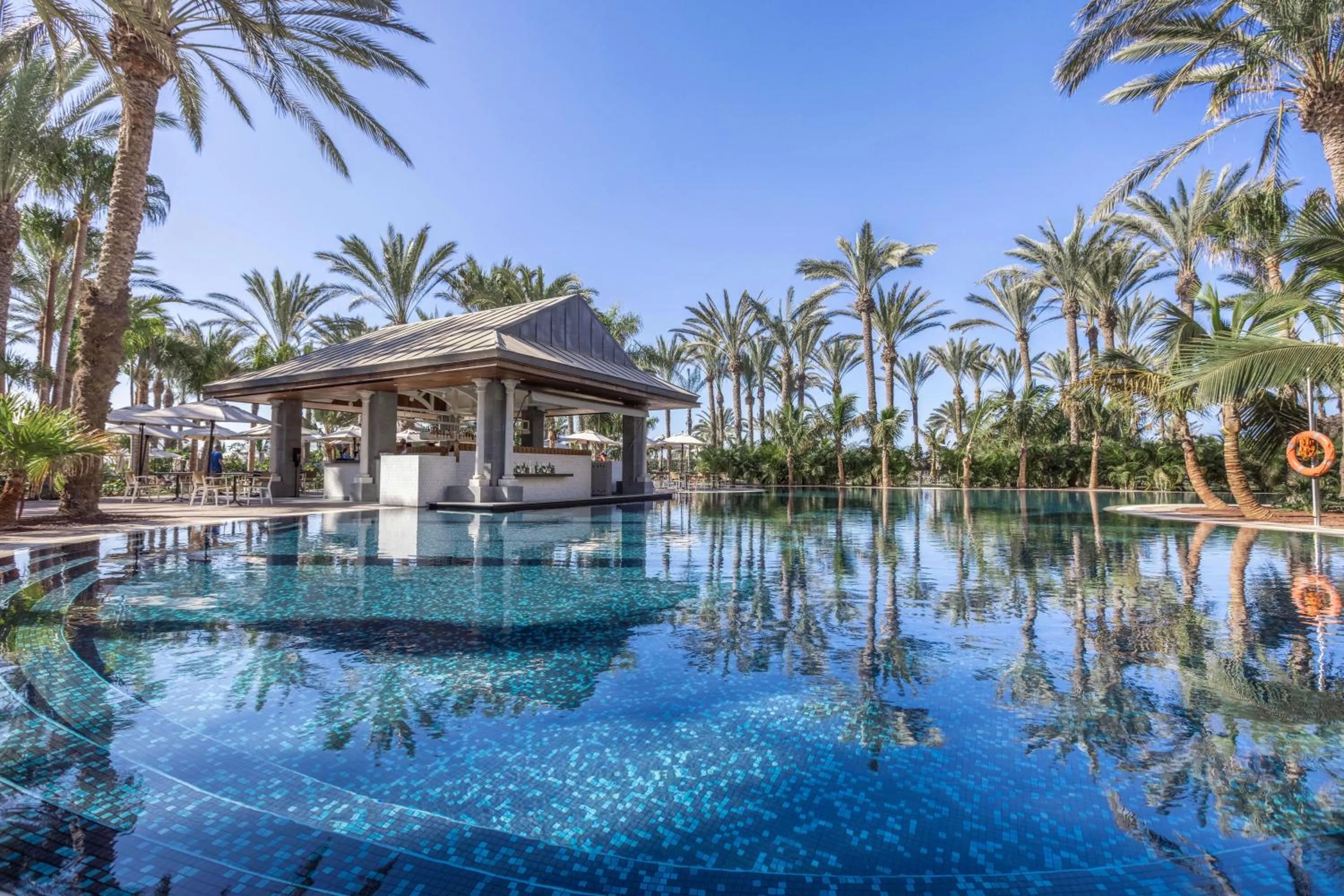 Pool view in Unique Club at Lopesan Costa Meloneras Resort