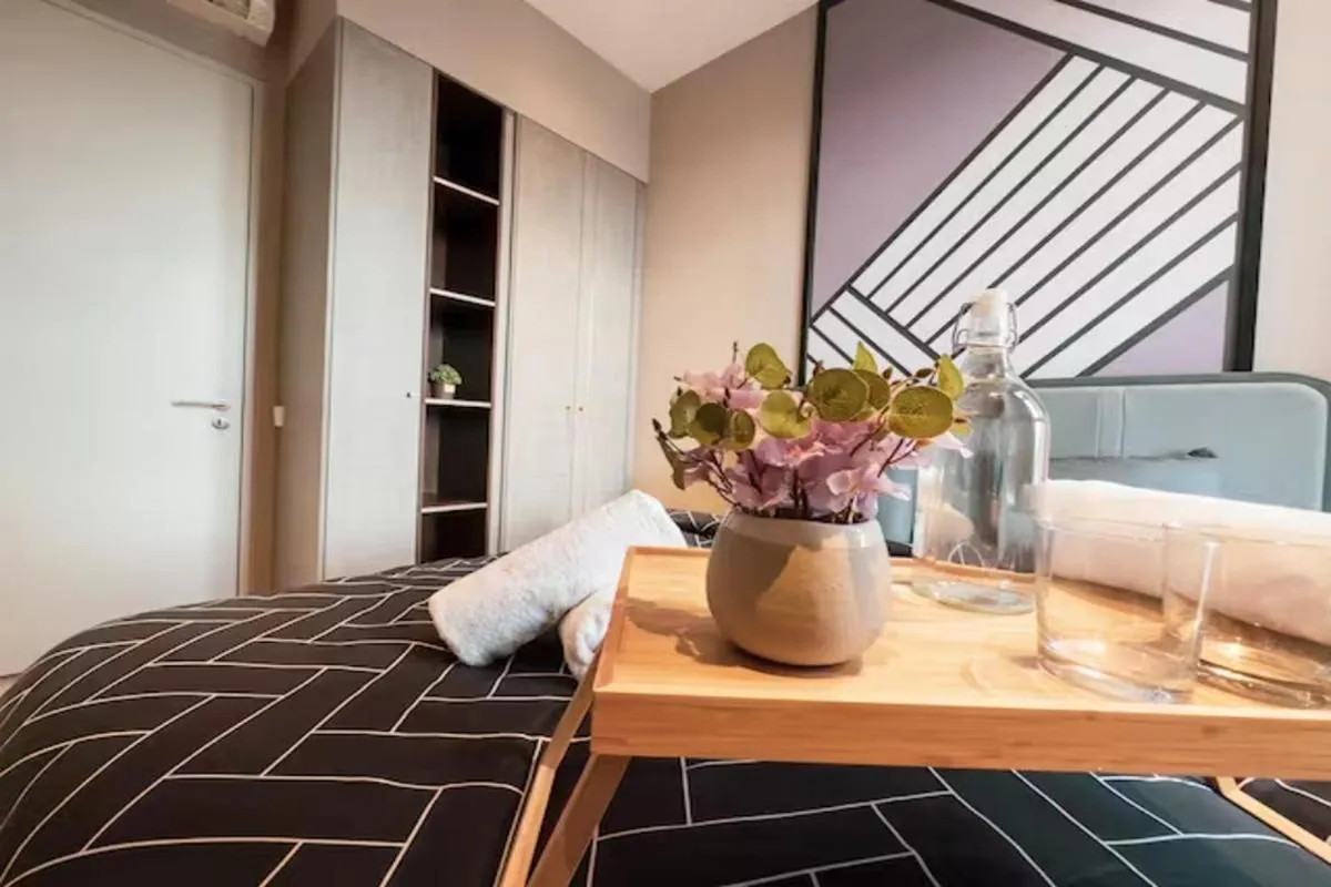 Bed in Millerz Cozy Home by GUESTONIC