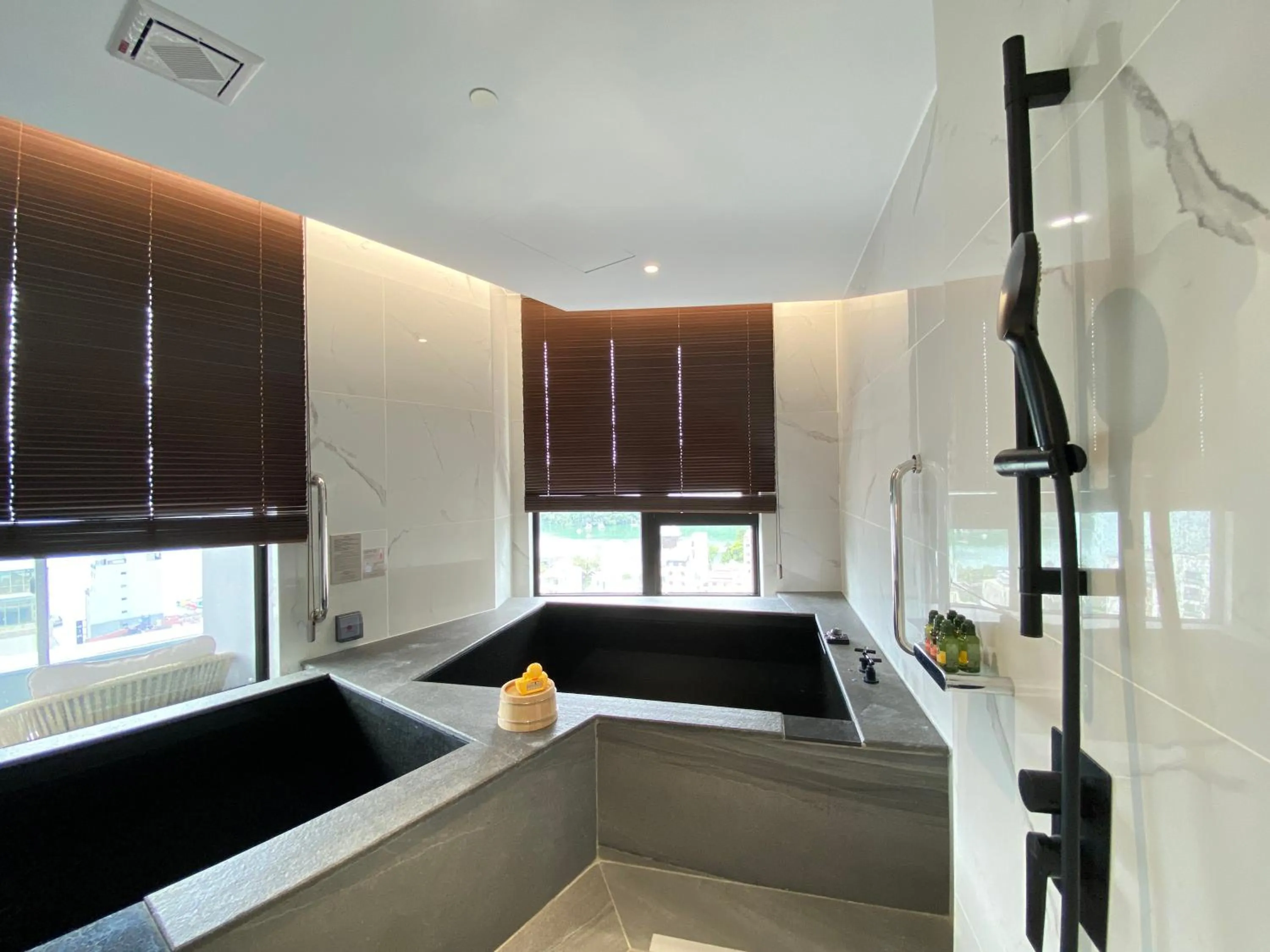 Hot Spring Bath in Wyndham Sun Moon Lake