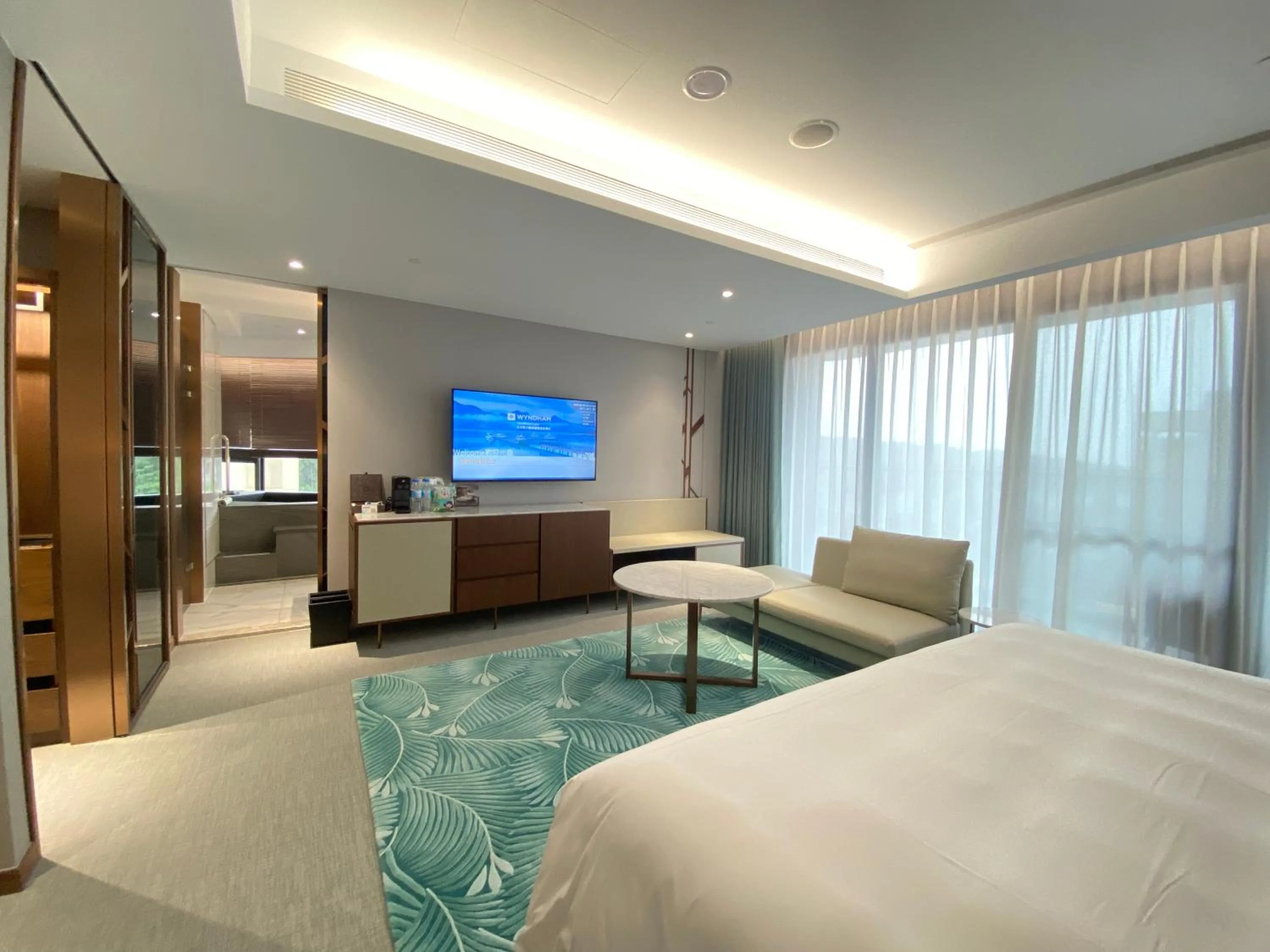 Living room, Bed in Wyndham Sun Moon Lake