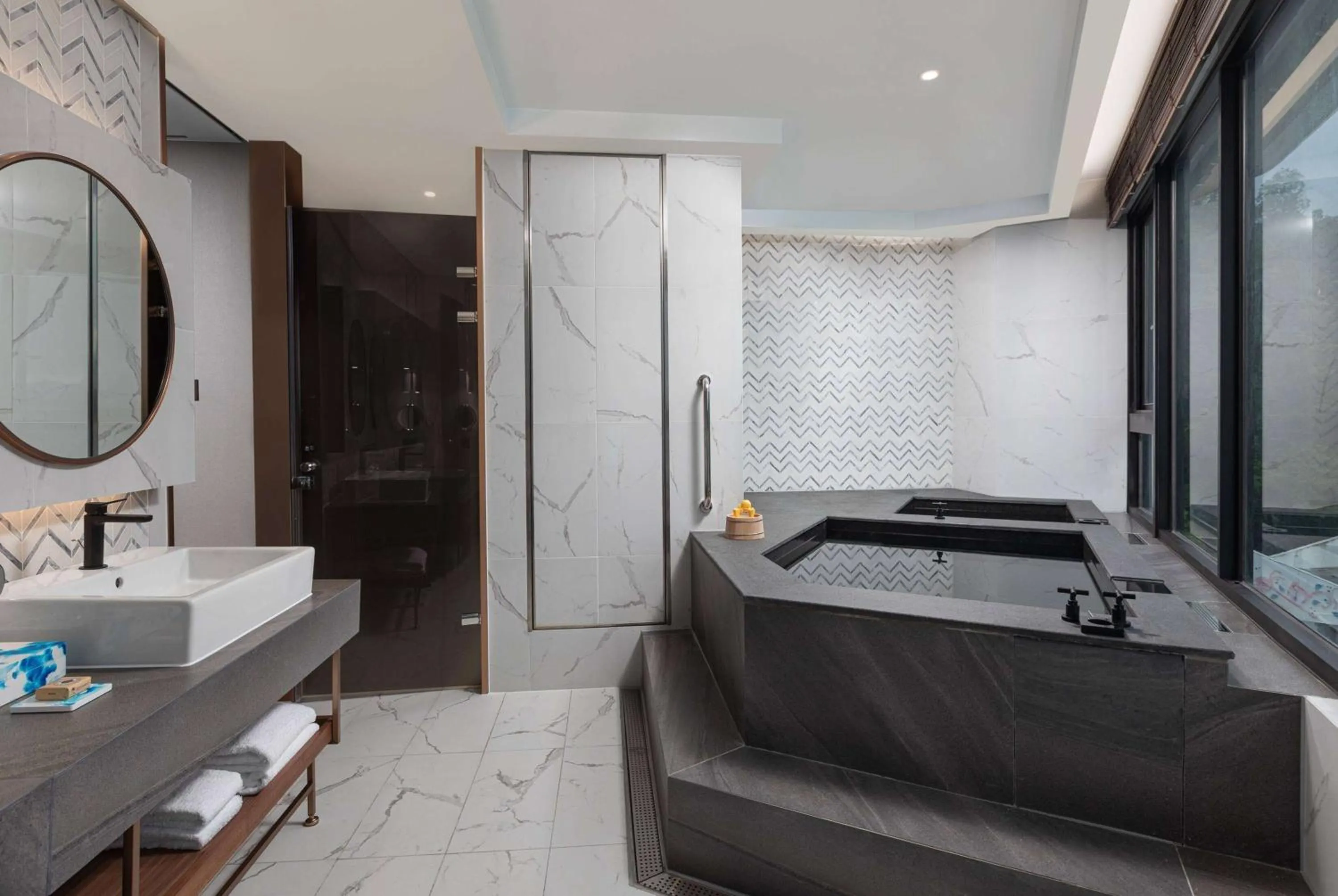 TV and multimedia in Wyndham Sun Moon Lake