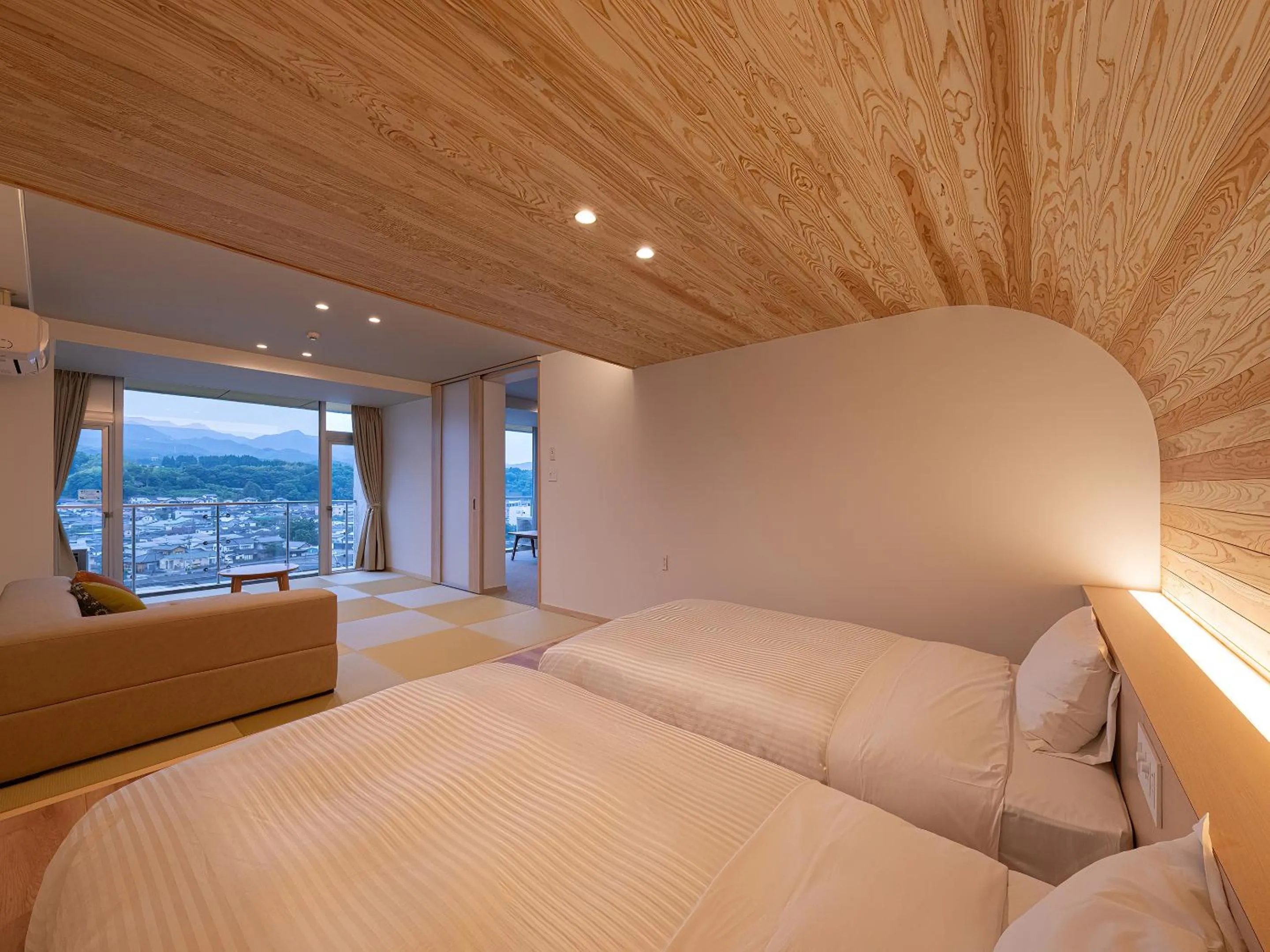 Photo of the whole room, Bed in Mikuma Hotel