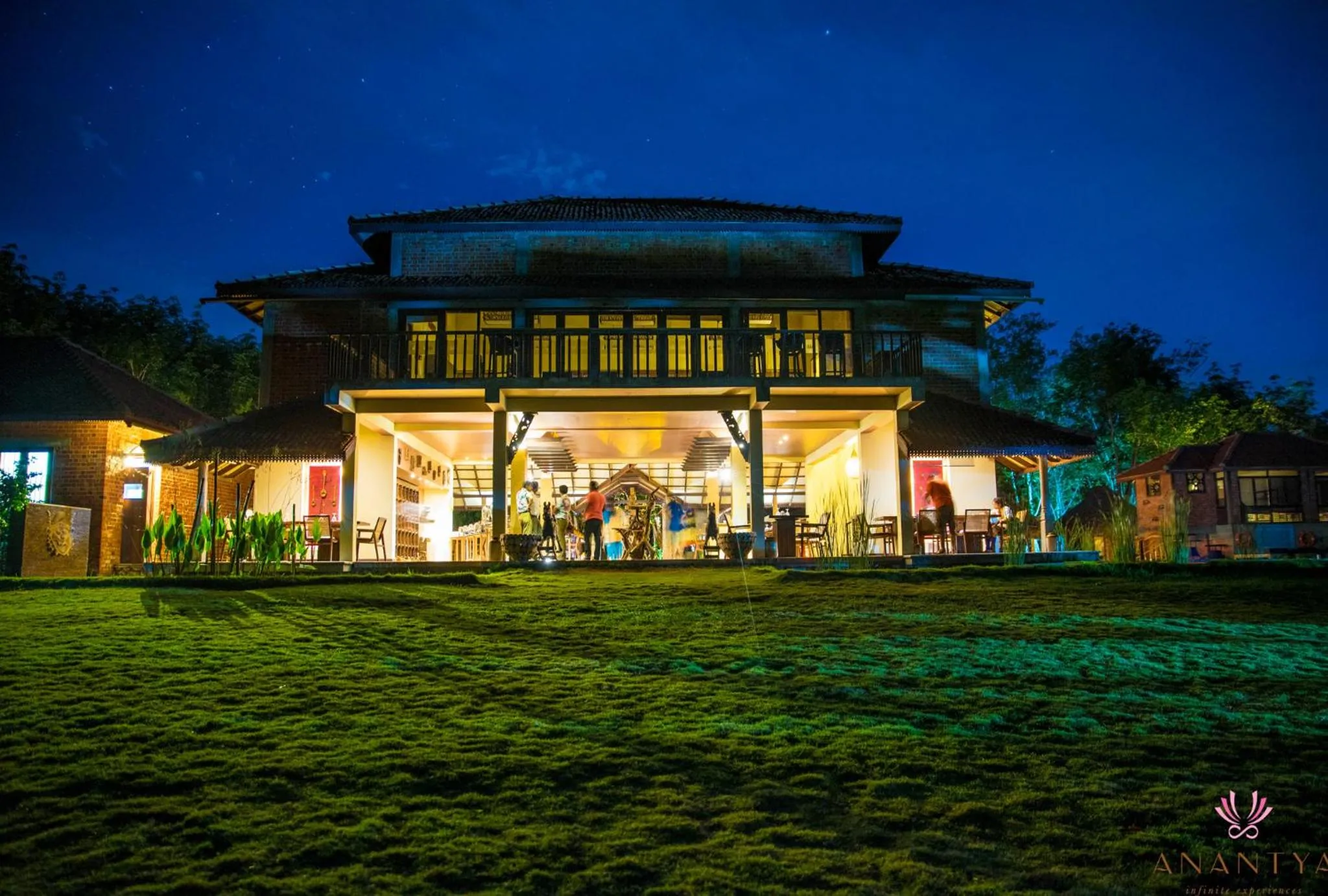 Restaurant/places to eat in Anantya By The Lake