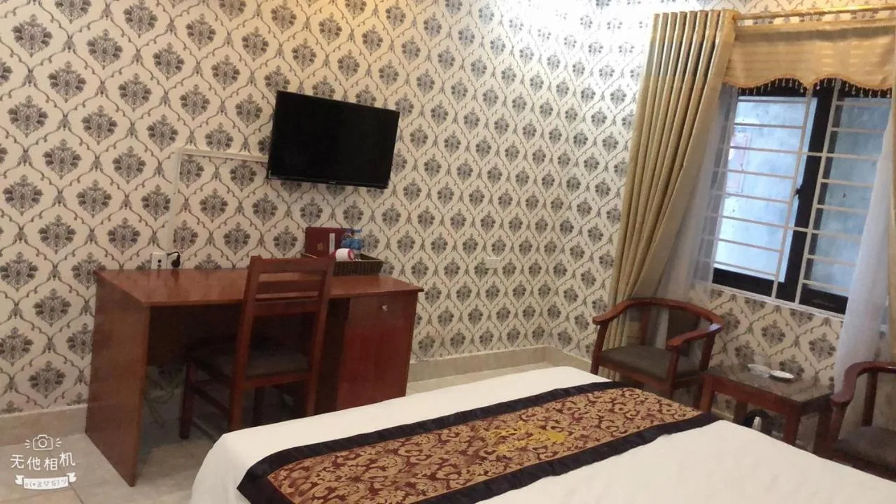 Bed in Hoang Yen Hotel - Gần đại học Sư Phạm TN