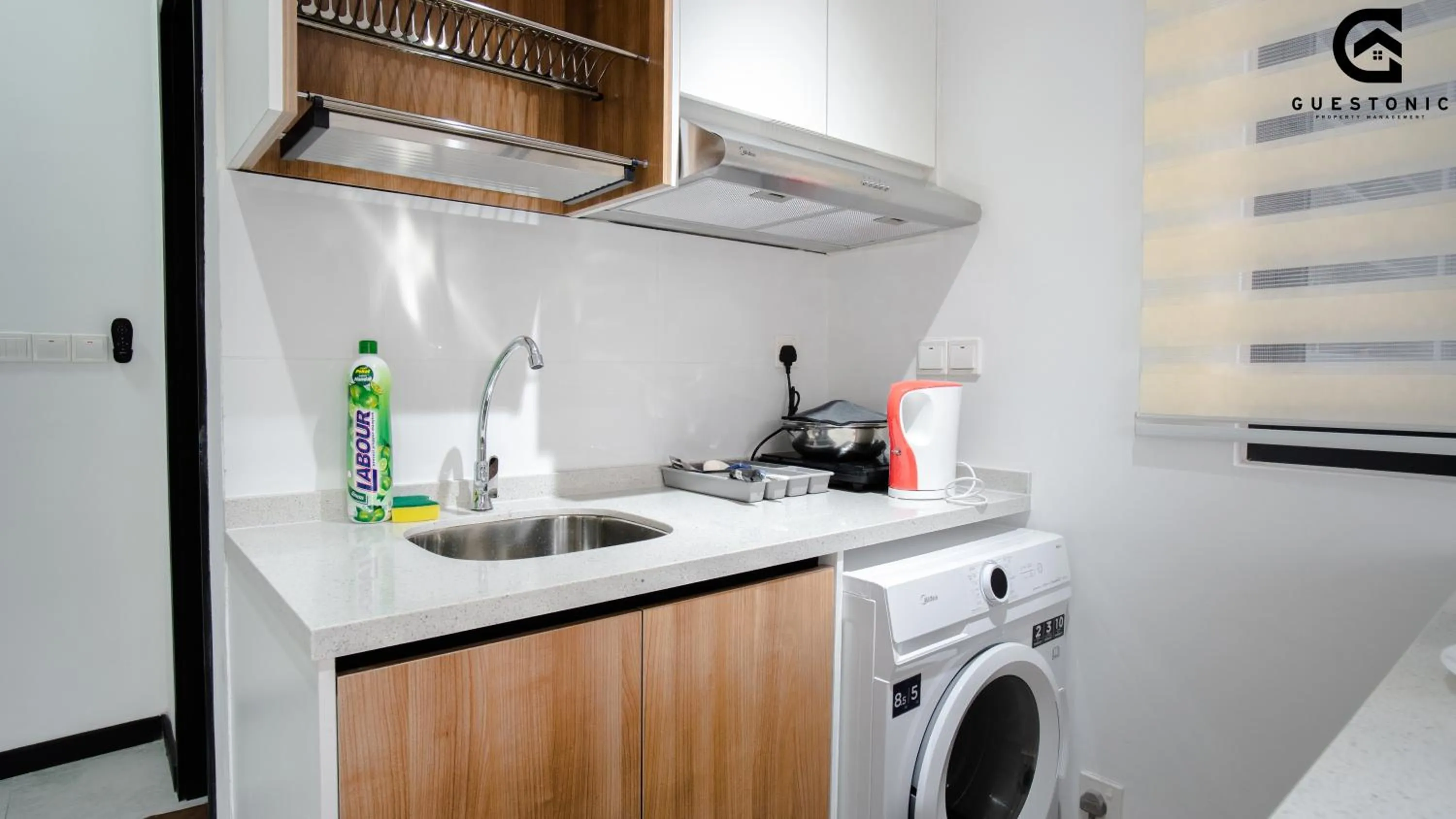 NeuSuite Cozy Studio by GUESTONIC