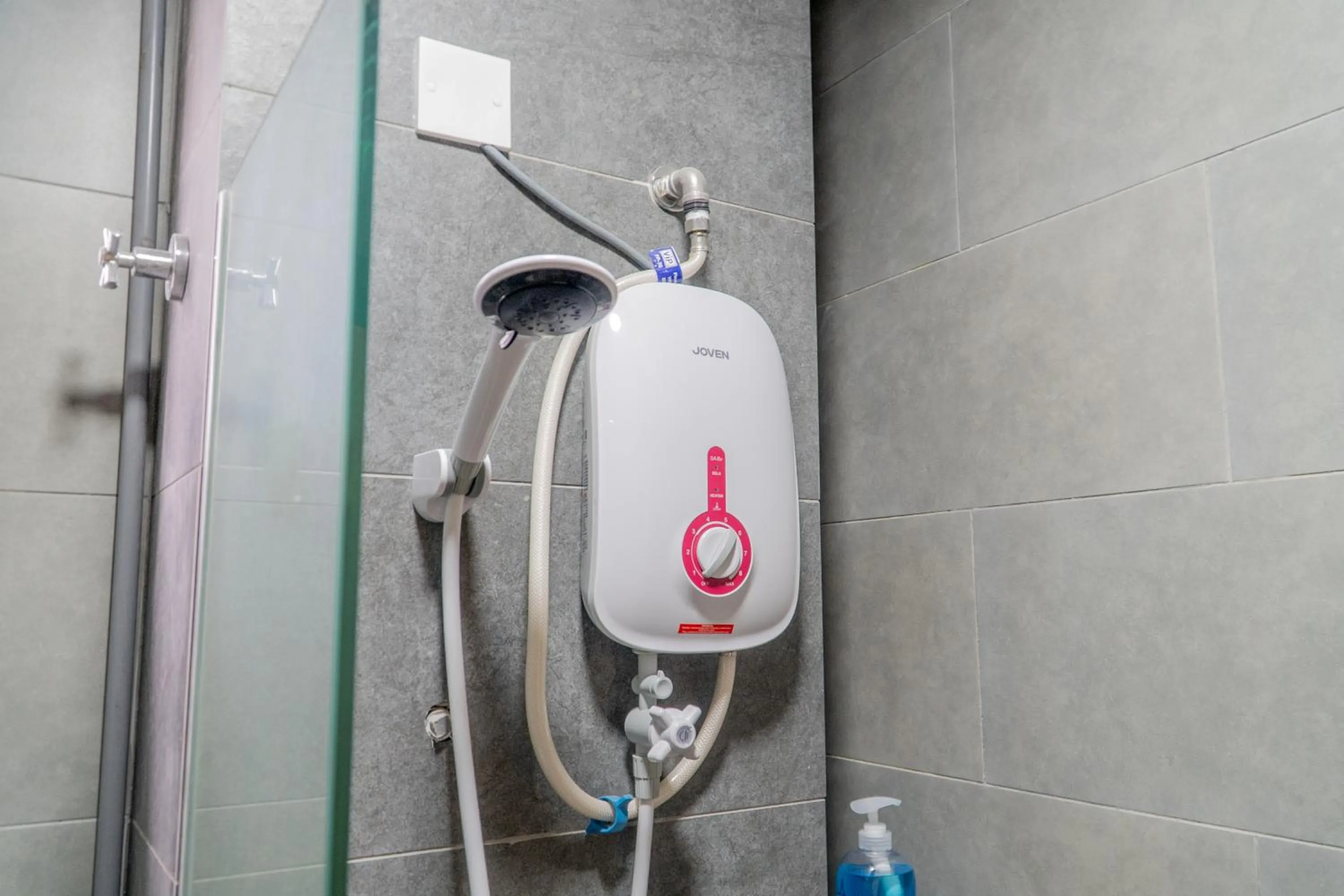 NeuSuite Cozy Studio by GUESTONIC