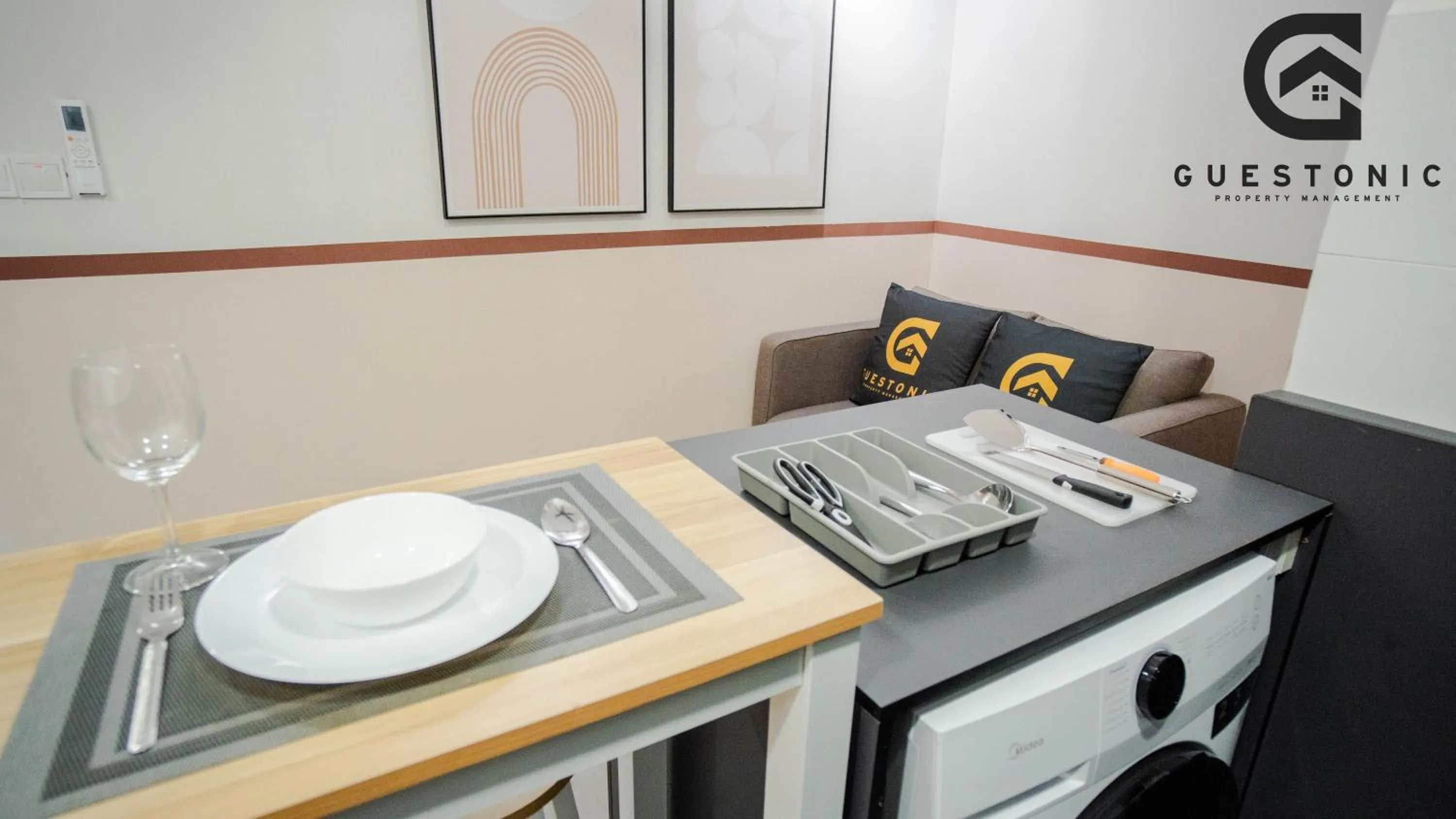 NeuSuite Cozy Studio by GUESTONIC