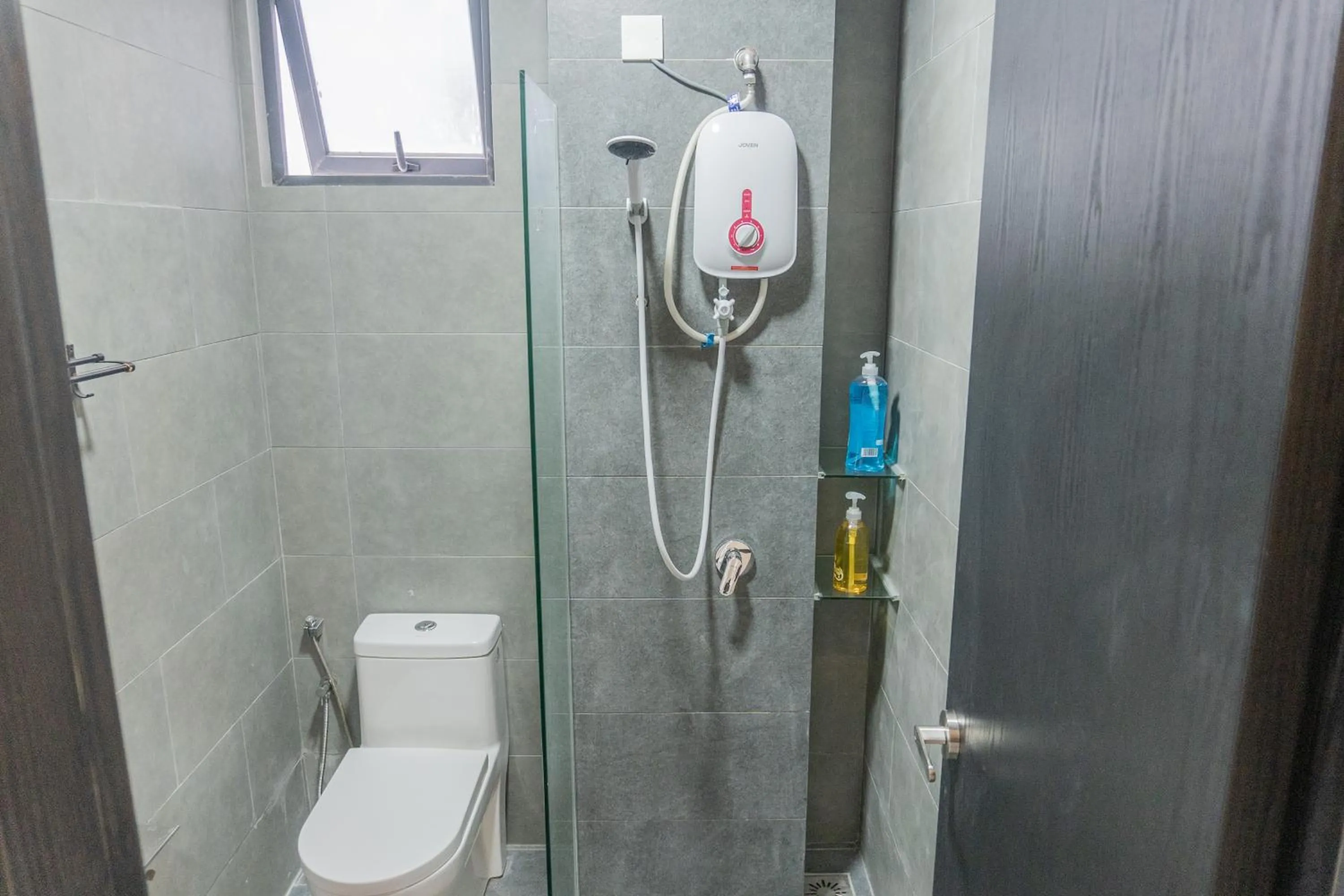 NeuSuite Cozy Studio by GUESTONIC