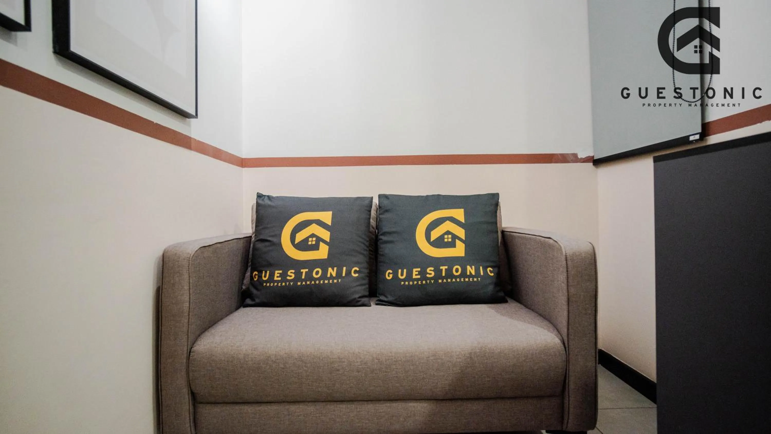 NeuSuite Cozy Studio by GUESTONIC