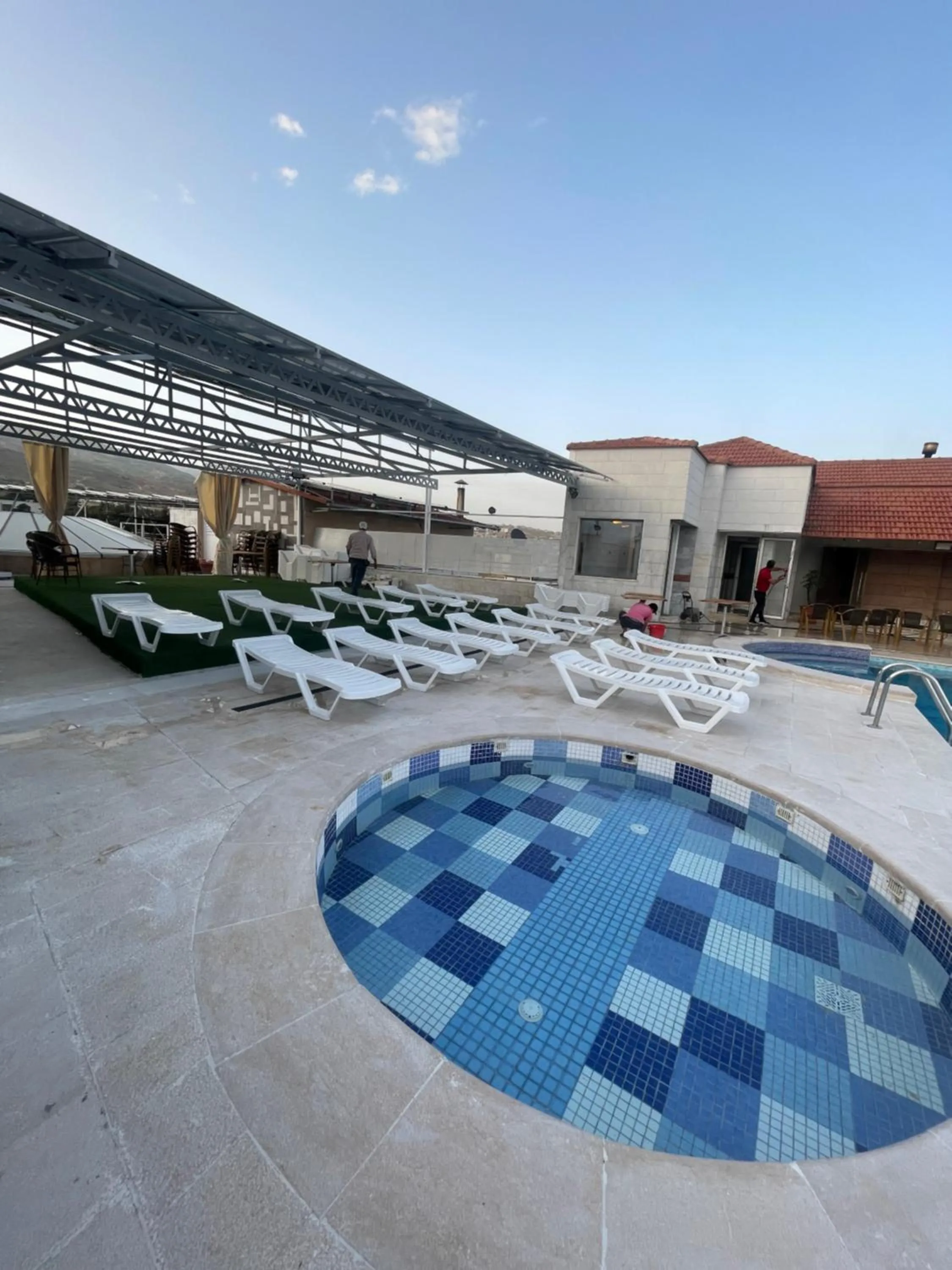 Delora Hotel and Suites