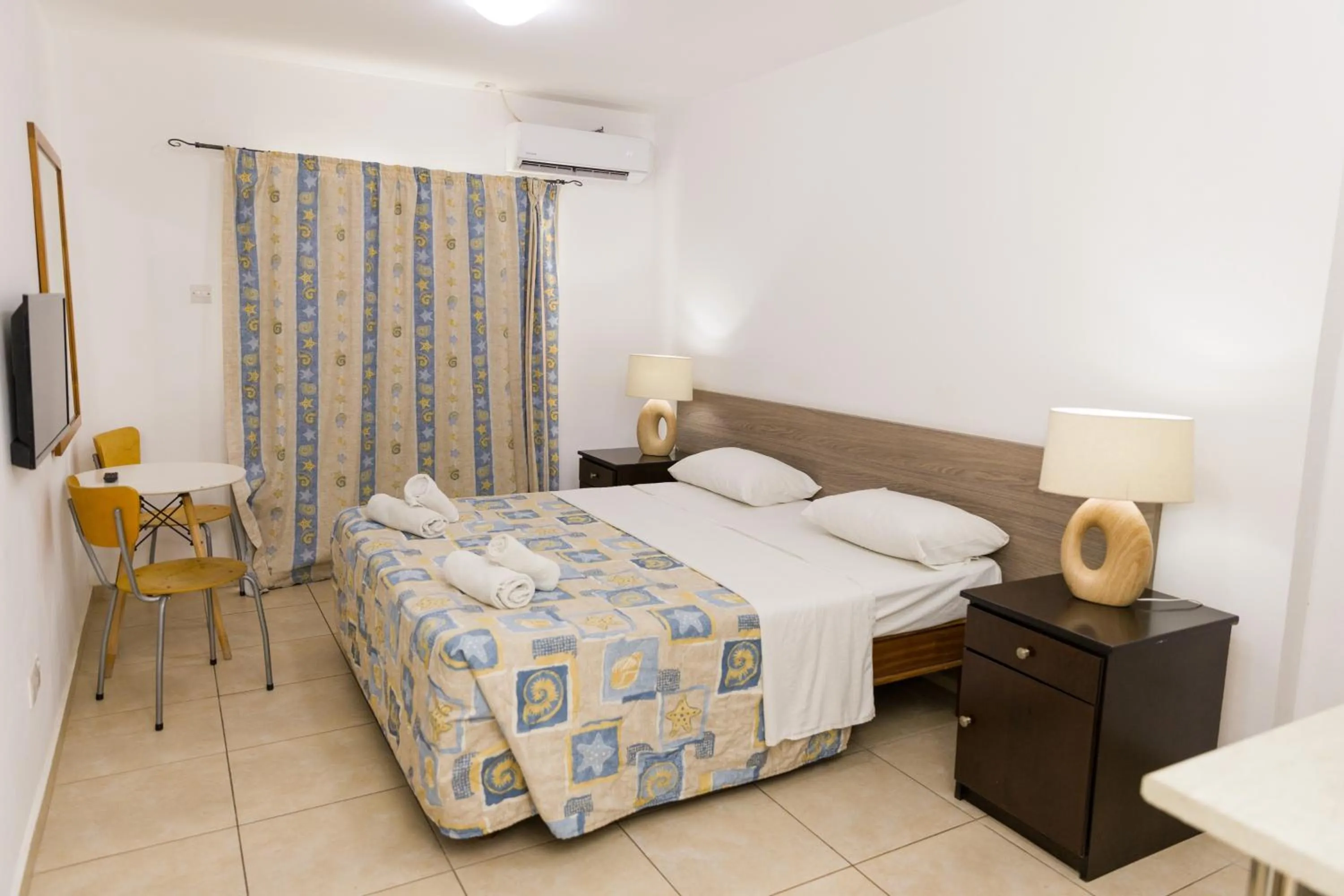 Photo of the whole room, Bed in Alecos Hotel Apartments