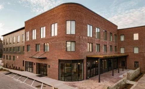 Property building in Bridge Creek Inn