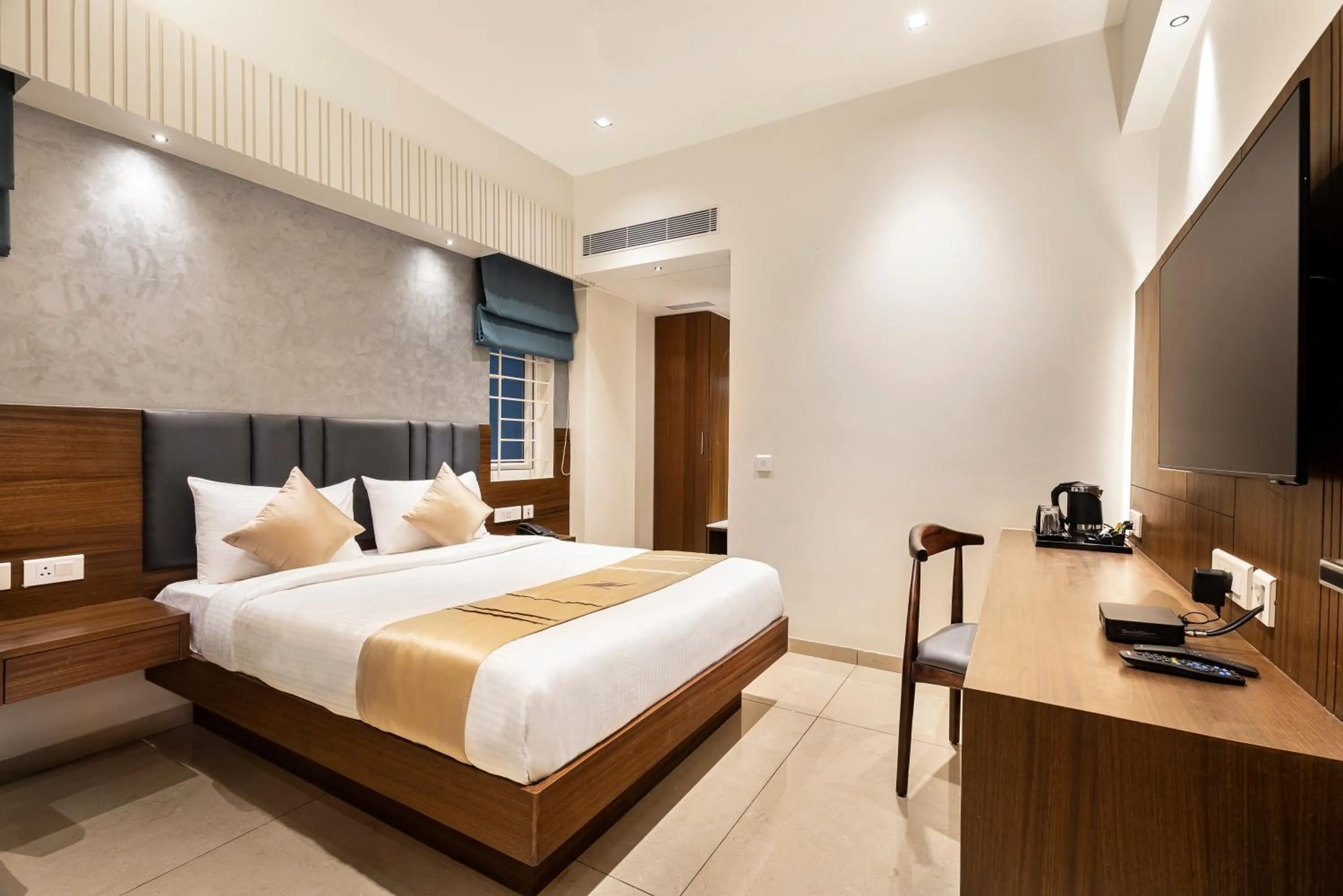 Bed in Narthaki Boutique Hotel