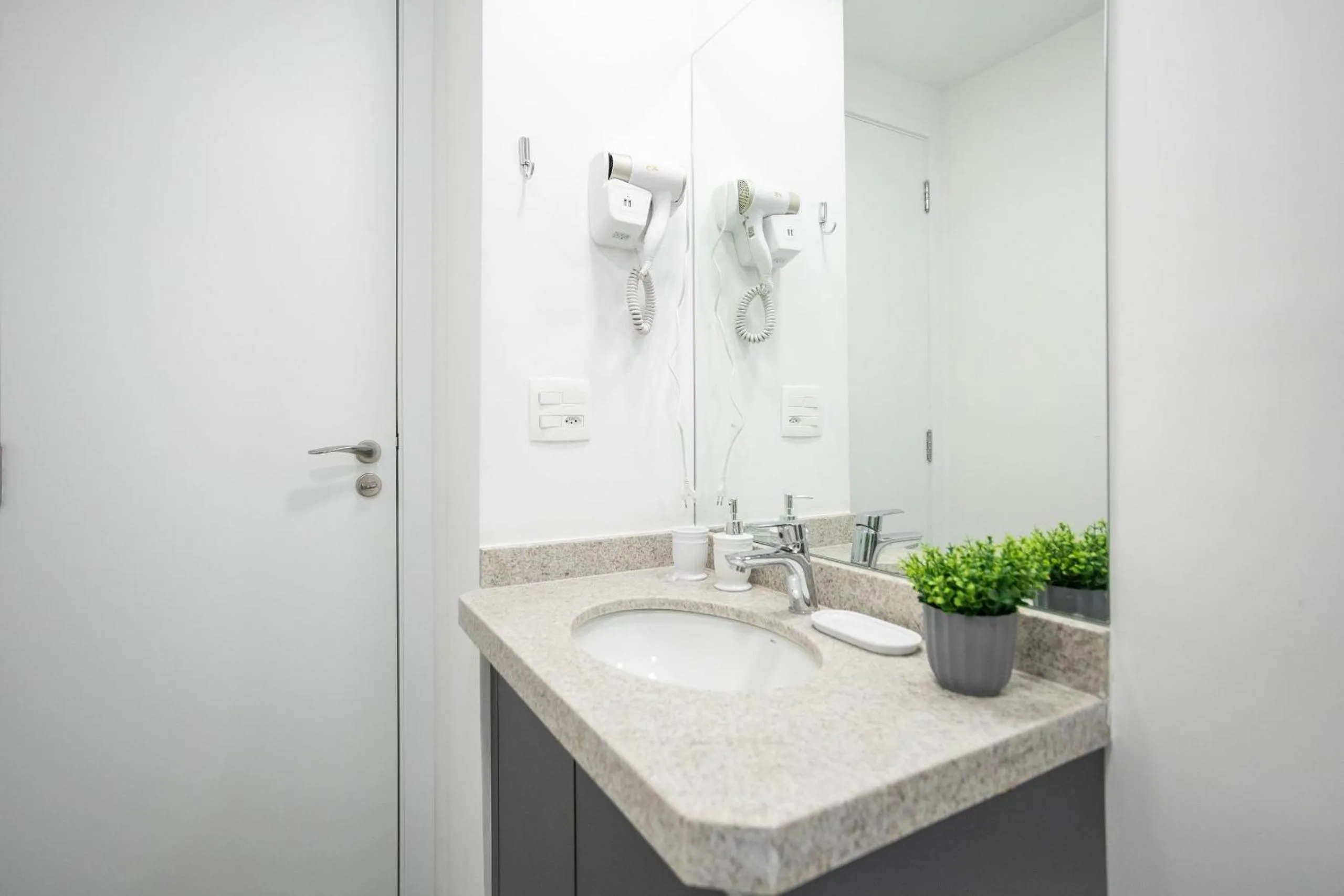 Toilet in Walk Moema