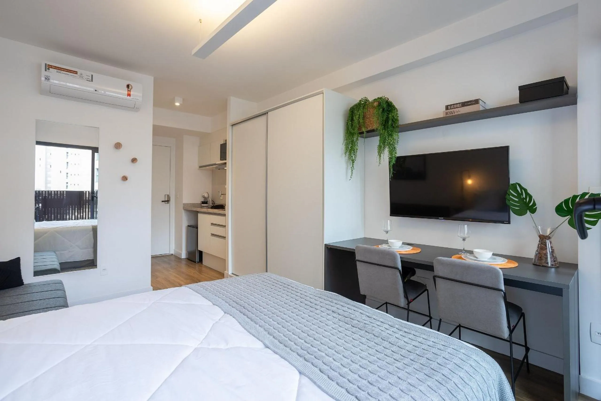 Bedroom, Bed in Walk Moema