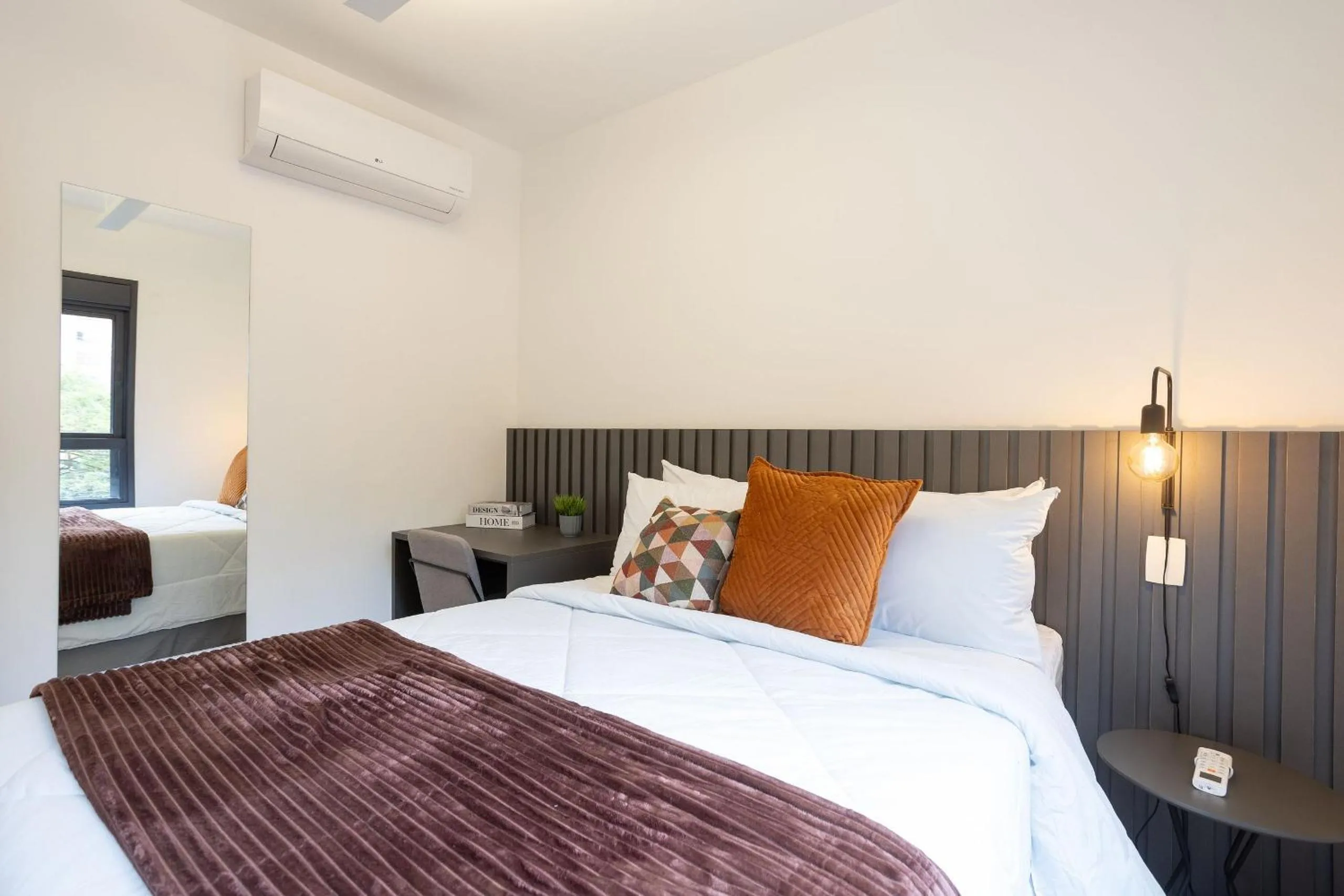 Living room, Bed in Walk Moema