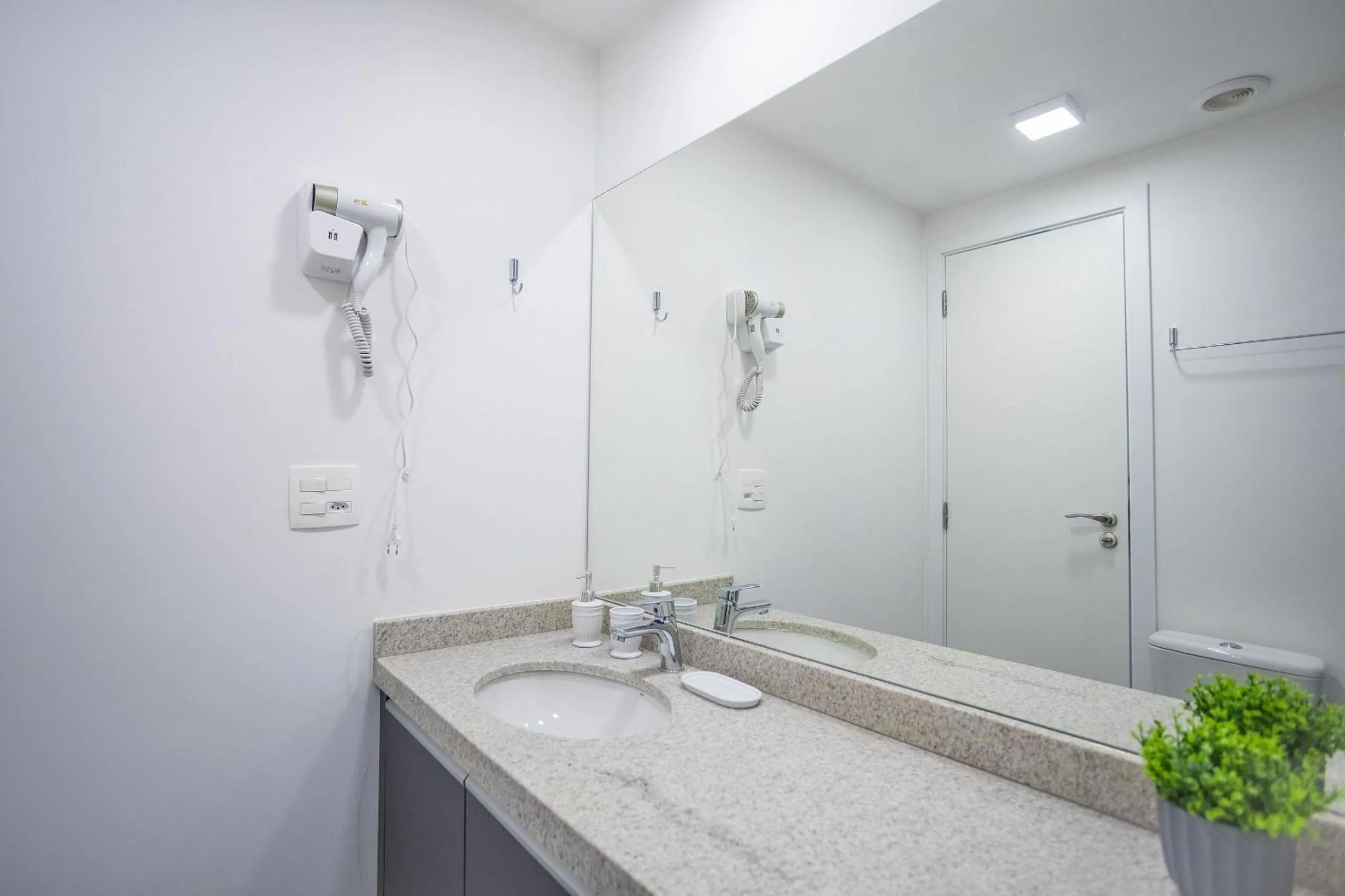 Toilet in Walk Moema